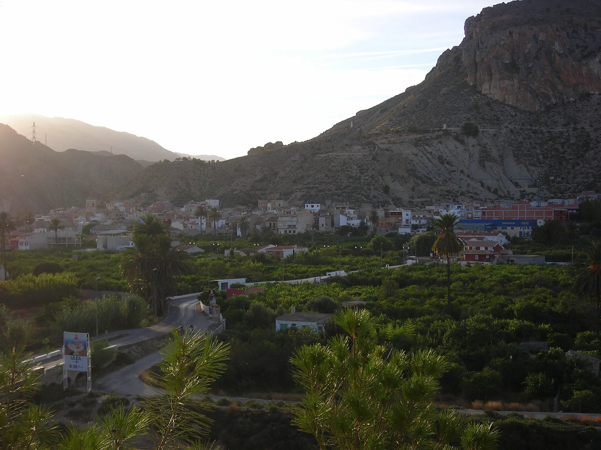 Photo showing: Vista de la localidad de Ulea (Murcia) desde Villanueva del Río Segura.