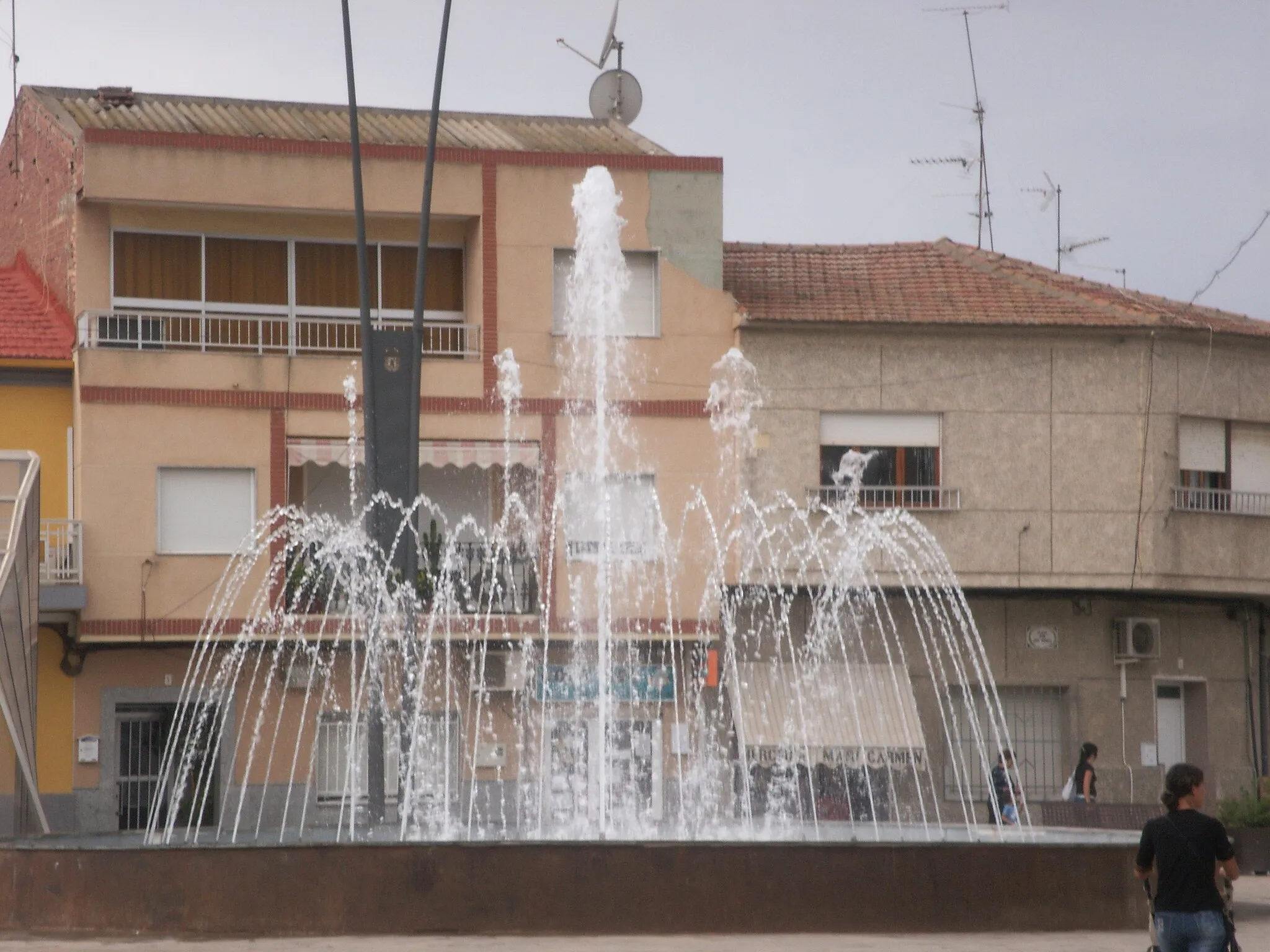 Photo showing: Fuente en la Plaza de Jose Virgili (Ceutí)