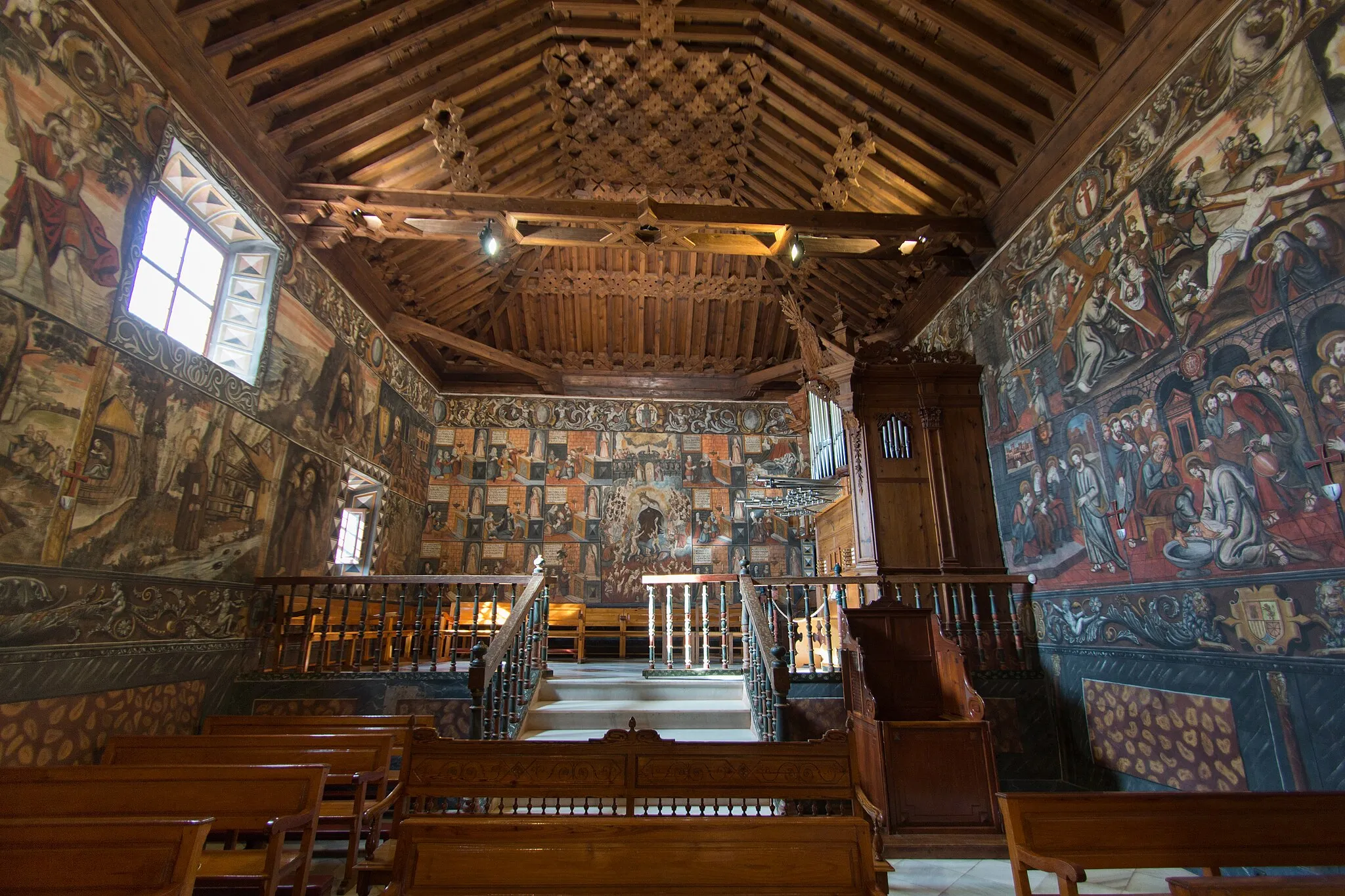 Photo showing: Órgano de la Iglesia de Santa Eulalia de Merida