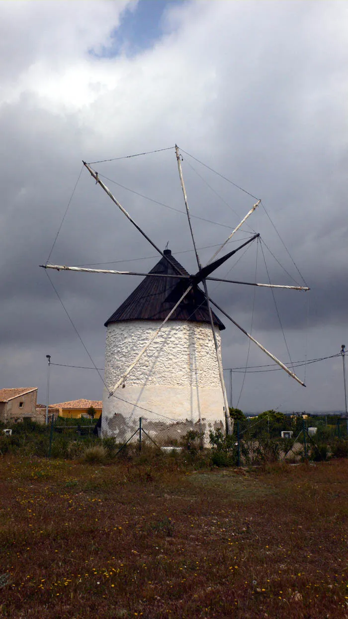 Photo showing: The Zabala Windmill in Cartagena, Spain