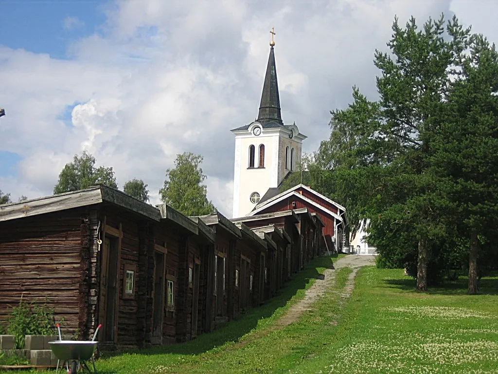 Photo showing: Revsund church with visitor´s horse stables