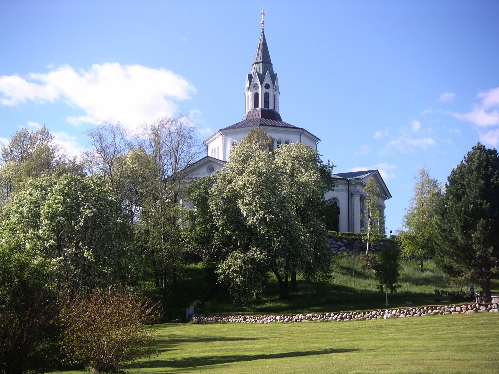 Photo showing: church