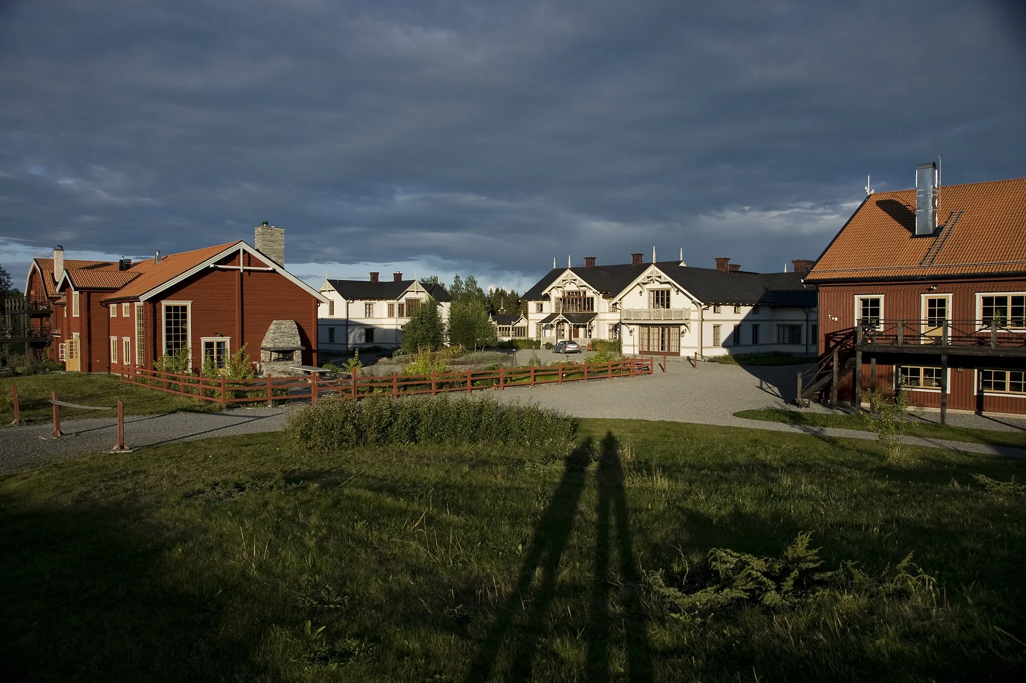 Photo showing: An exterior shot of the Fäviken estate.
