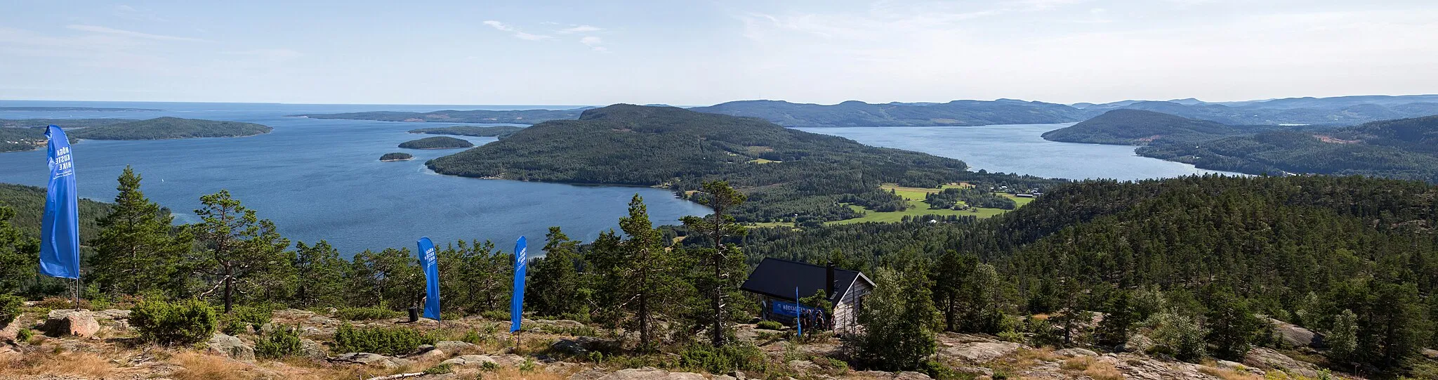Photo showing: View over the High Coast from the top of Skuleberget