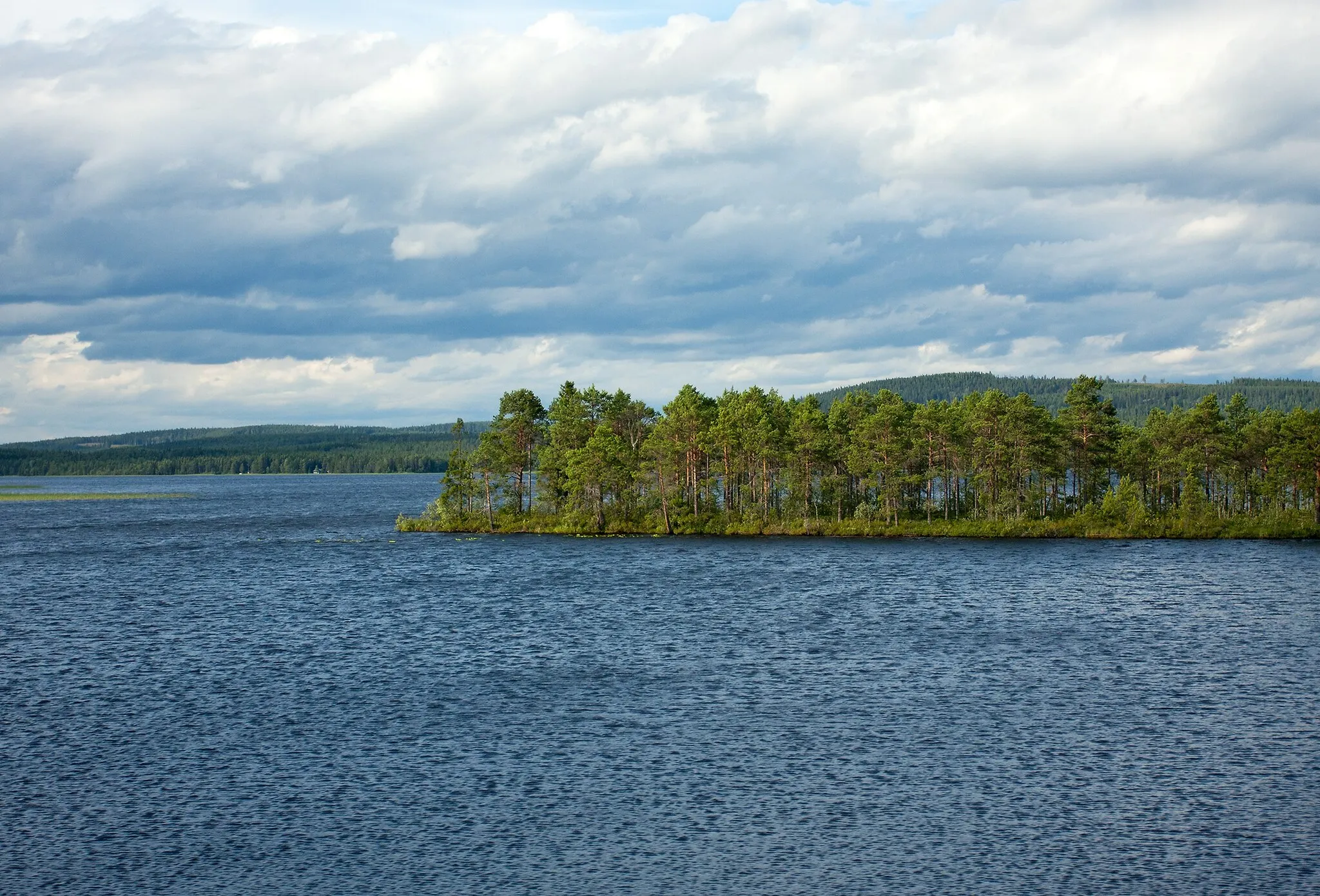 Photo showing: Lake near Gallo / Sweden