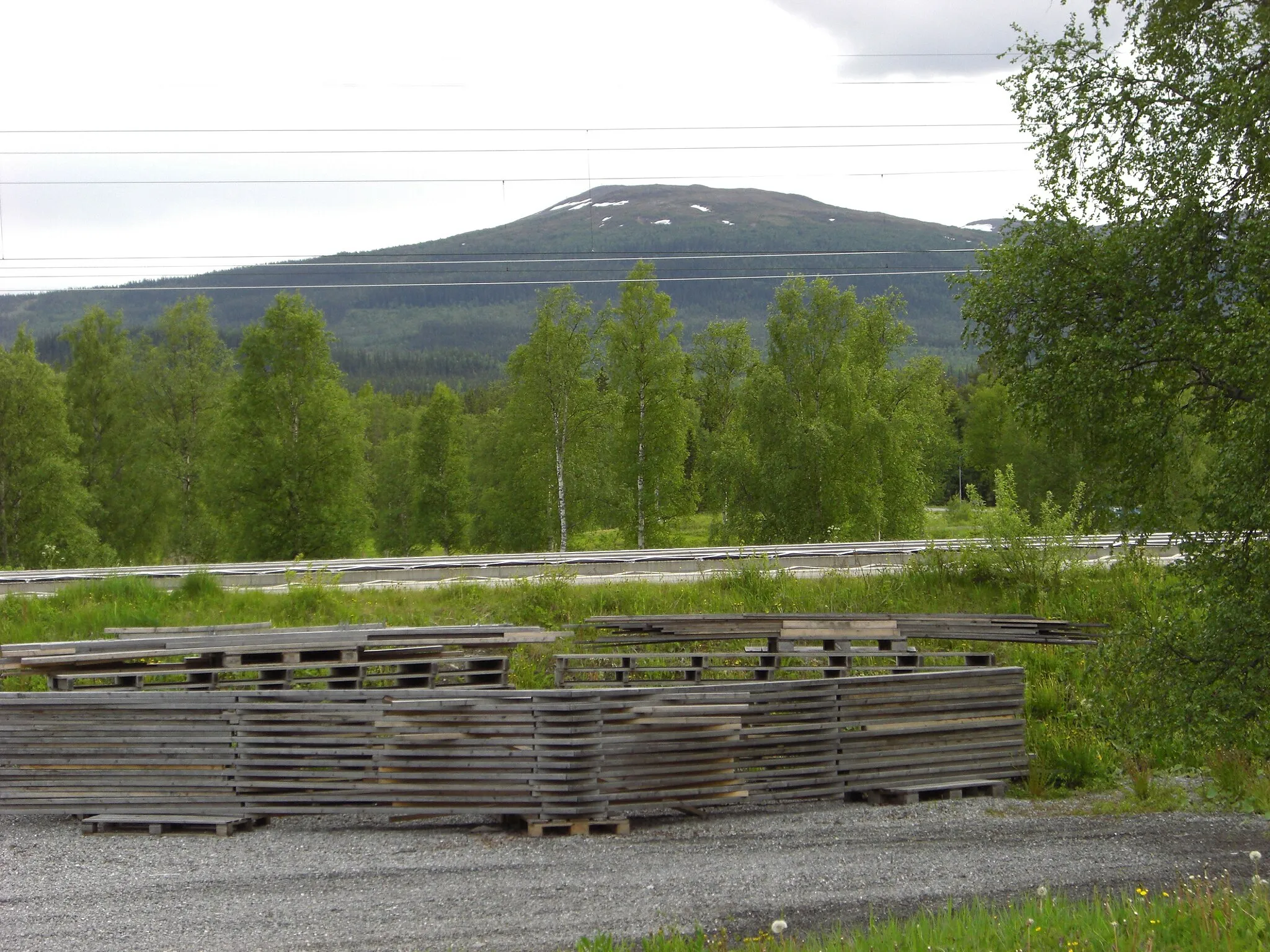 Photo showing: Ett foto från den jämtländska byn Undersåker.