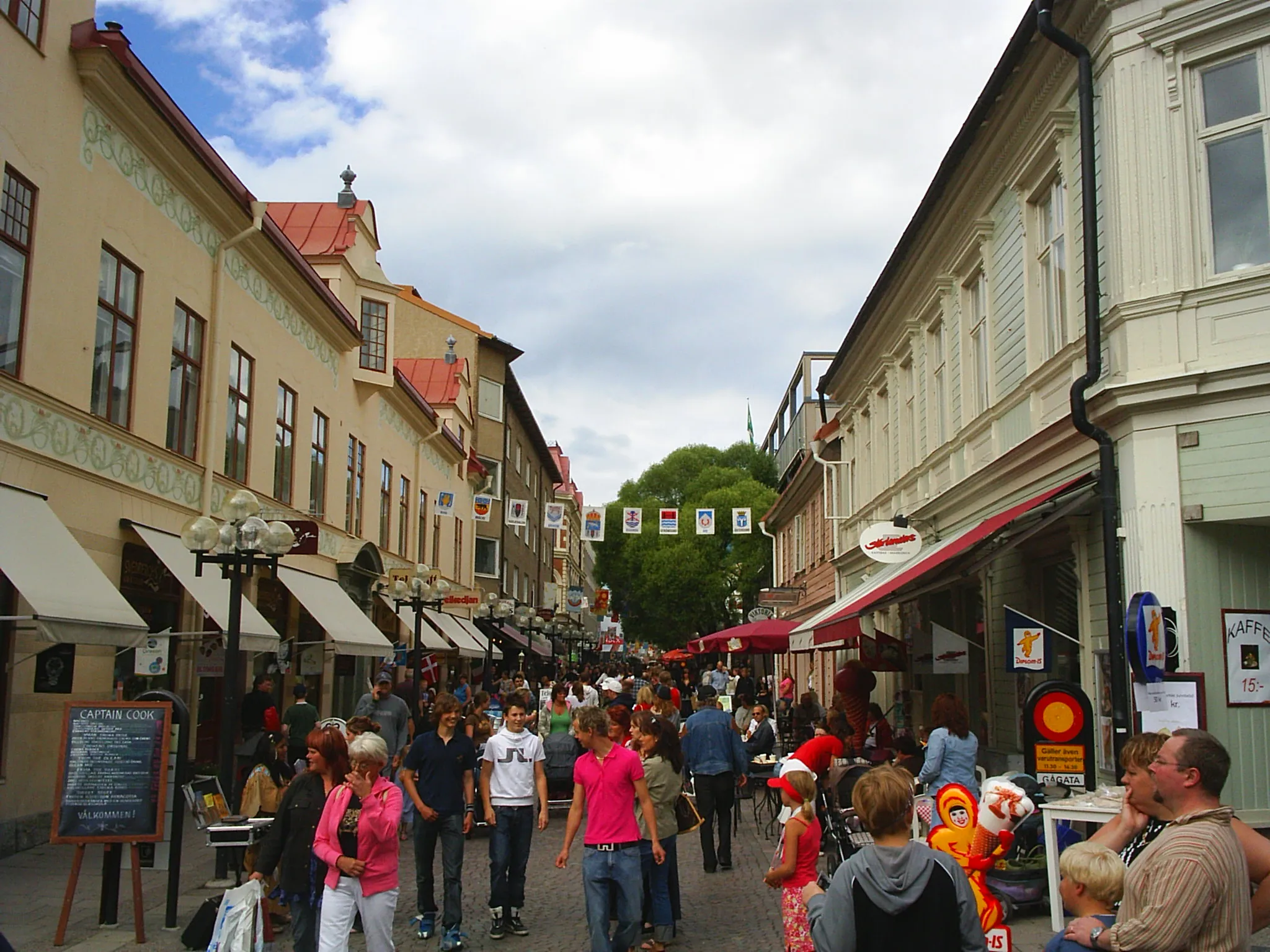 Photo showing: Östersund main street