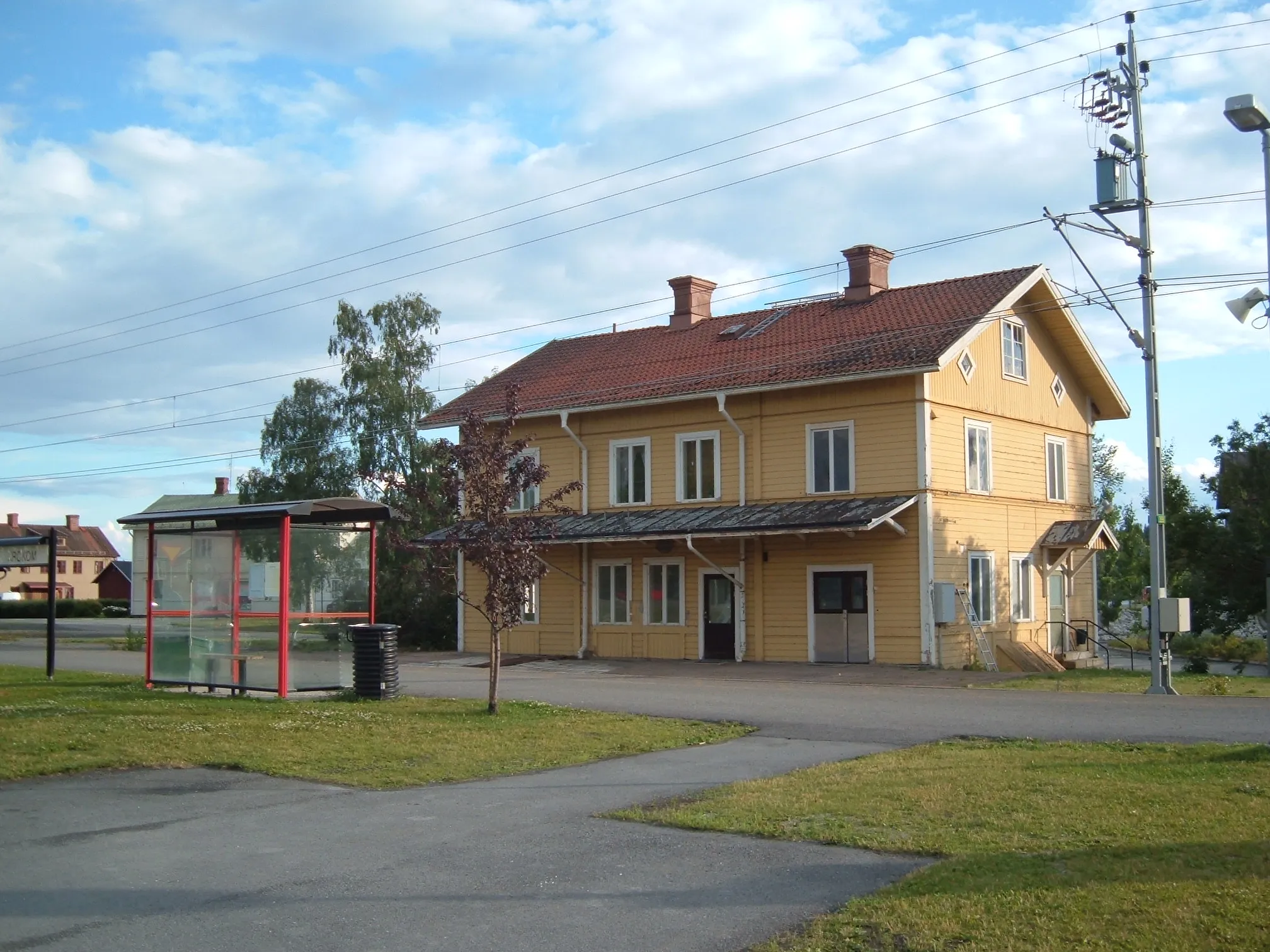 Photo showing: Järnvägsstationen i Krokom