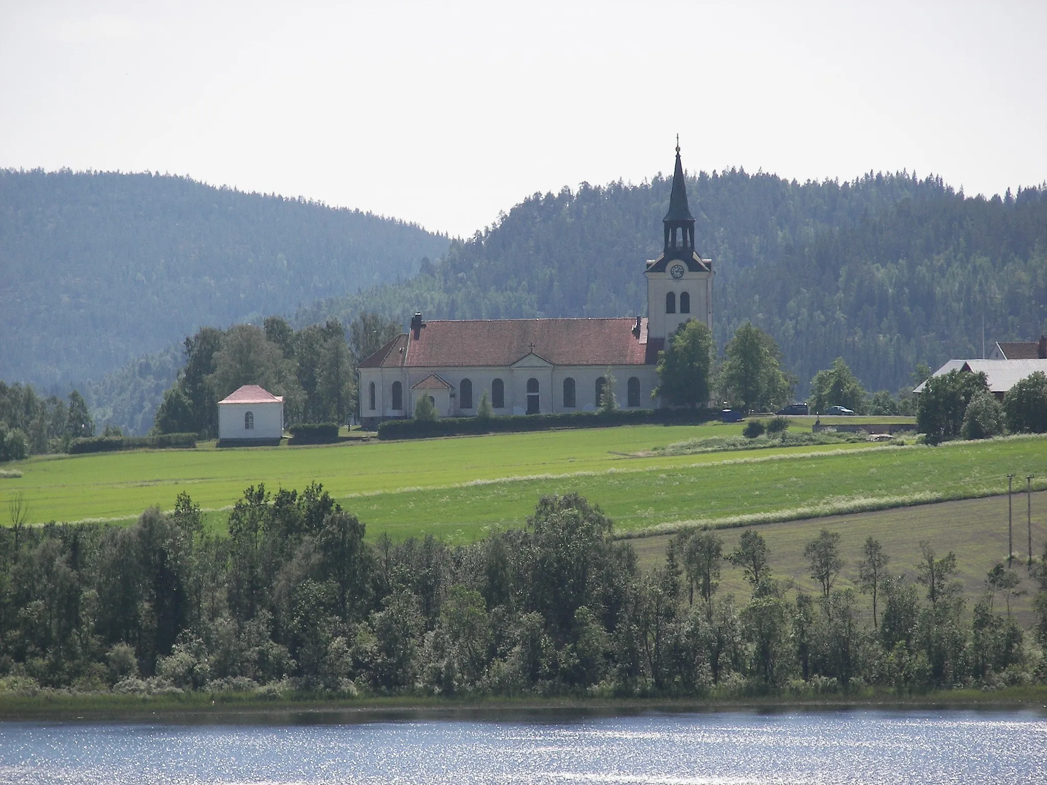 Photo showing: Vibyggerå church in Docksta, Sweden.