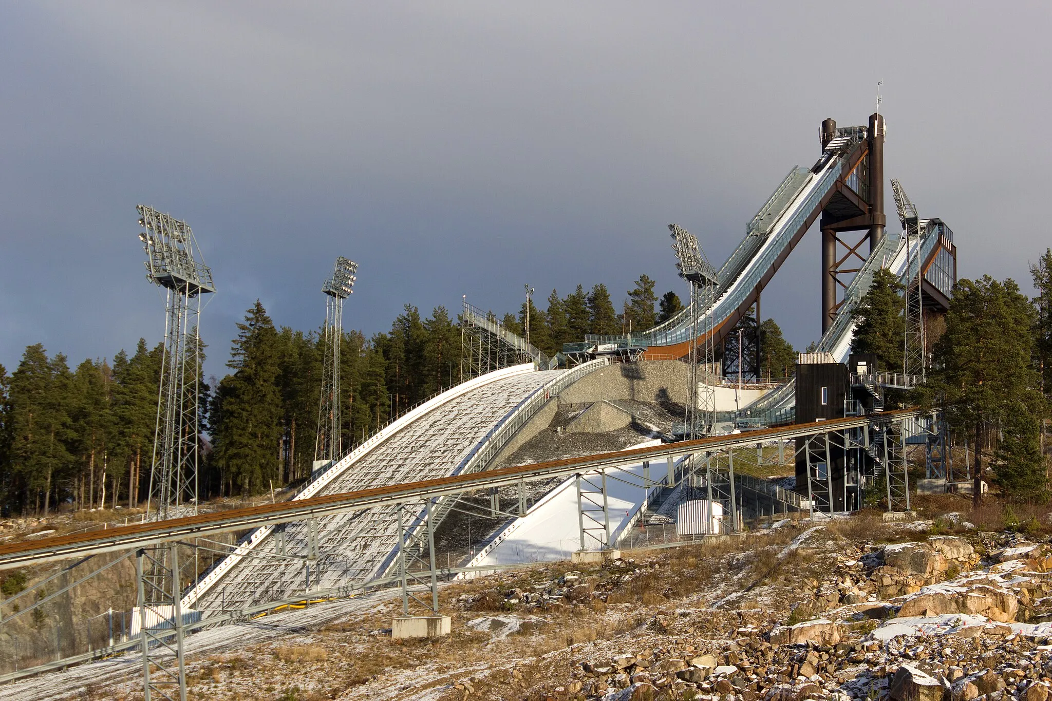 Photo showing: Saltos de esquí de Lugnet en Falun, Suecia.