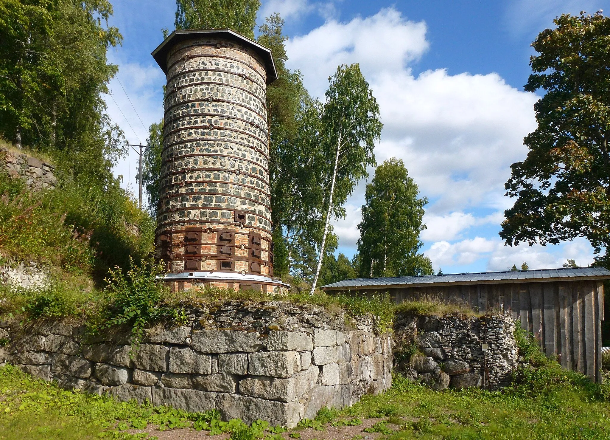 Photo showing: Lövsjö bruk rostugn
