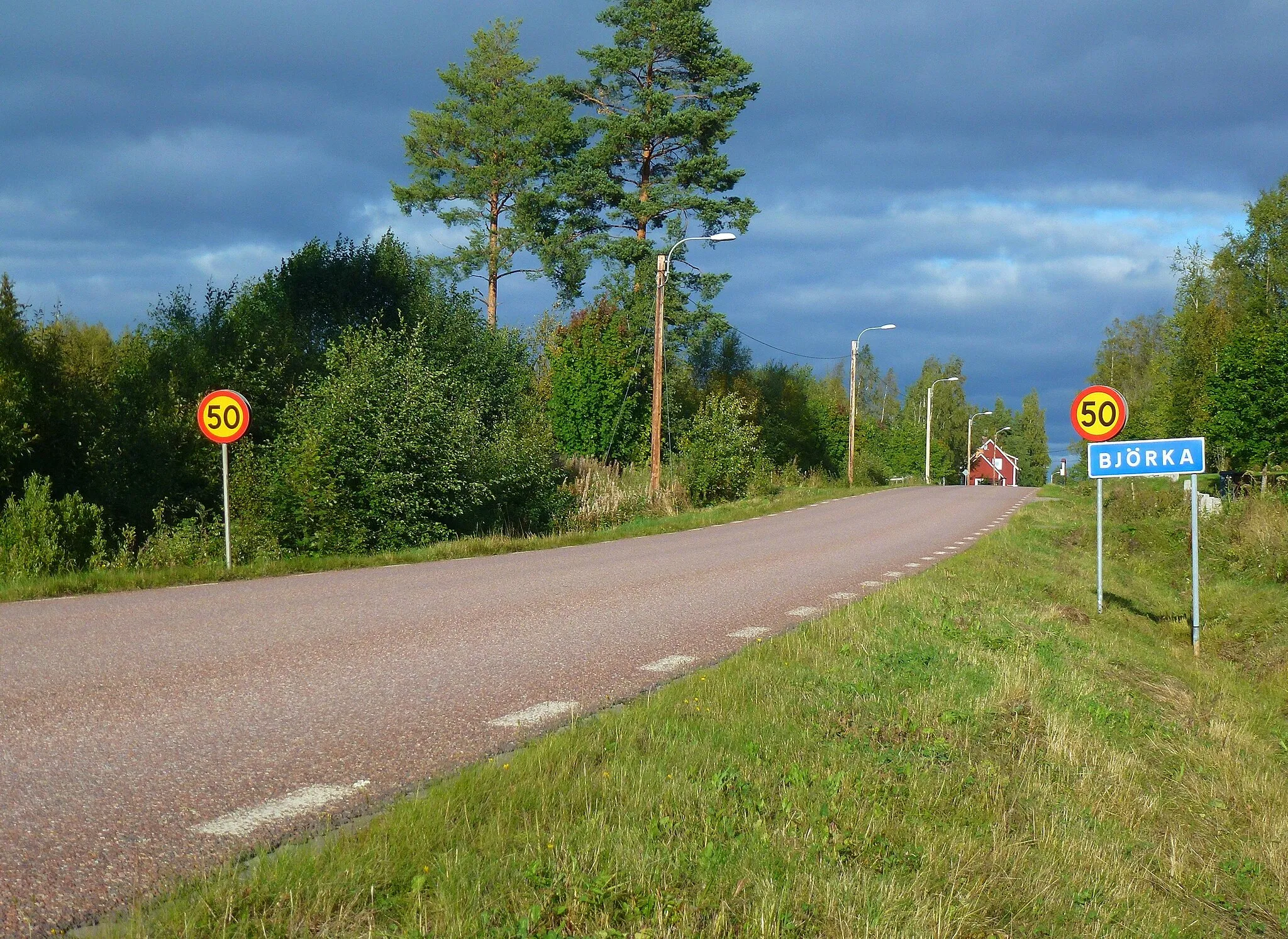 Photo showing: Björka, ortsinfart
