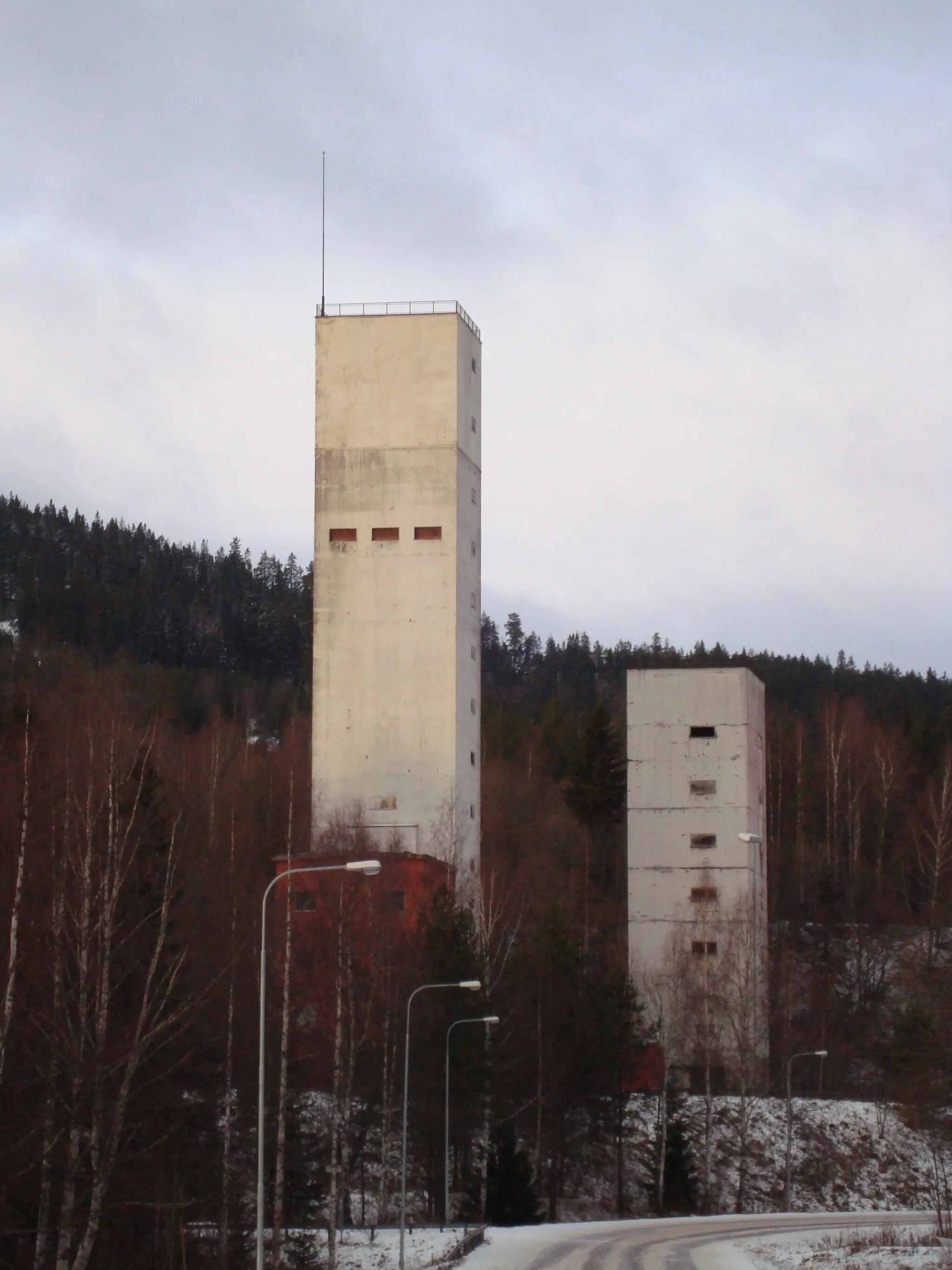Photo showing: Remains of the iron mine in Idkerberget, Borlänge municipality, Sweden