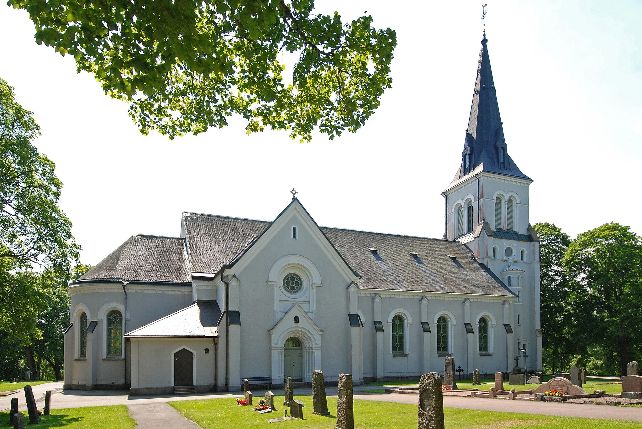 Photo showing: Kroppa kyrka