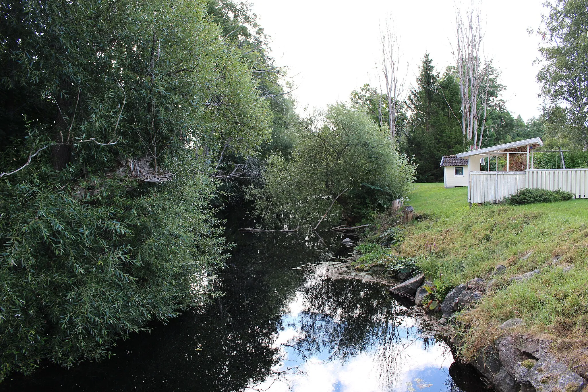 Photo showing: Strömarån. Vy mot söder från Hållnäsvägen.