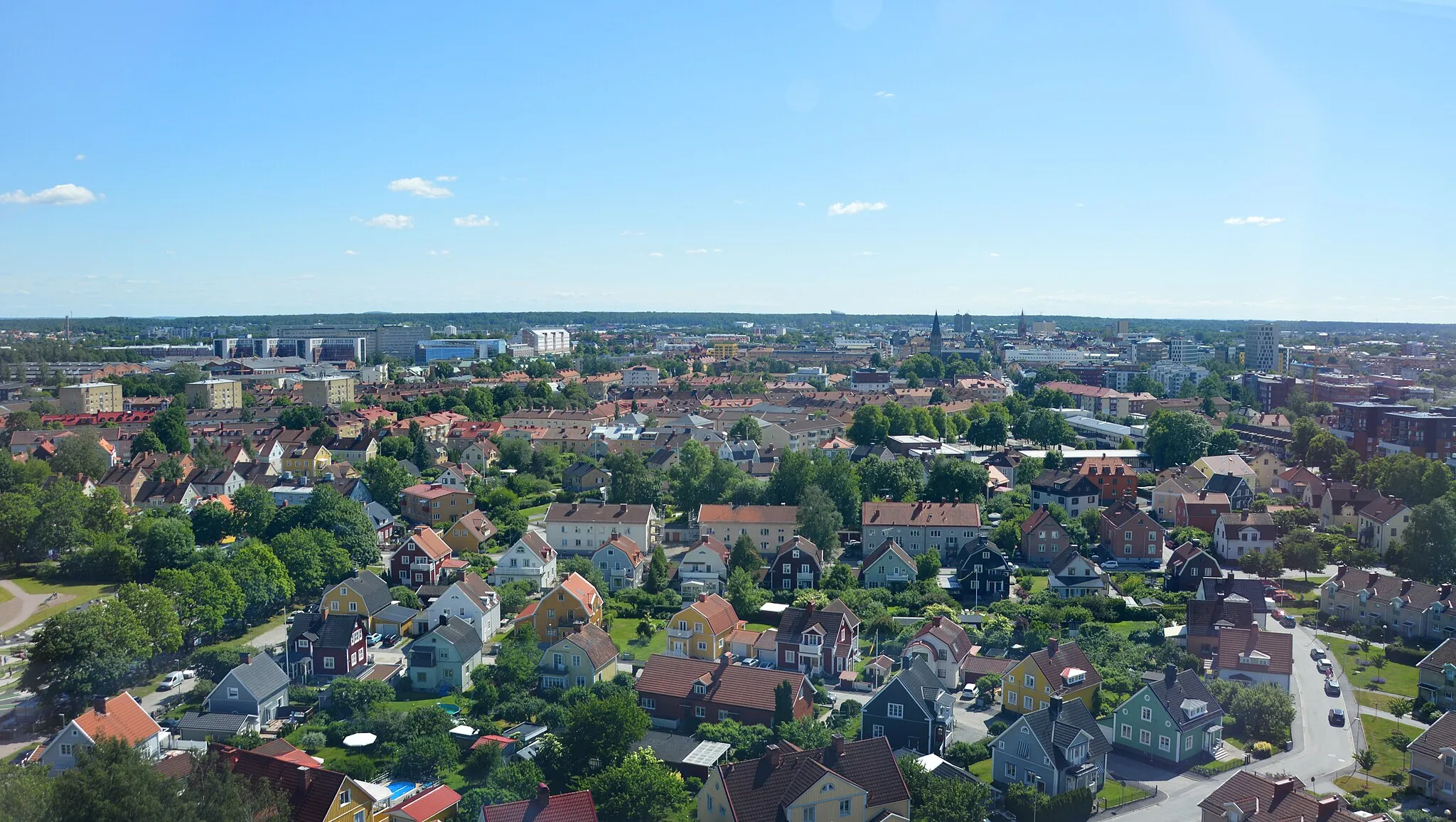 Photo showing: View of central Örebro from Svampen, June 2022