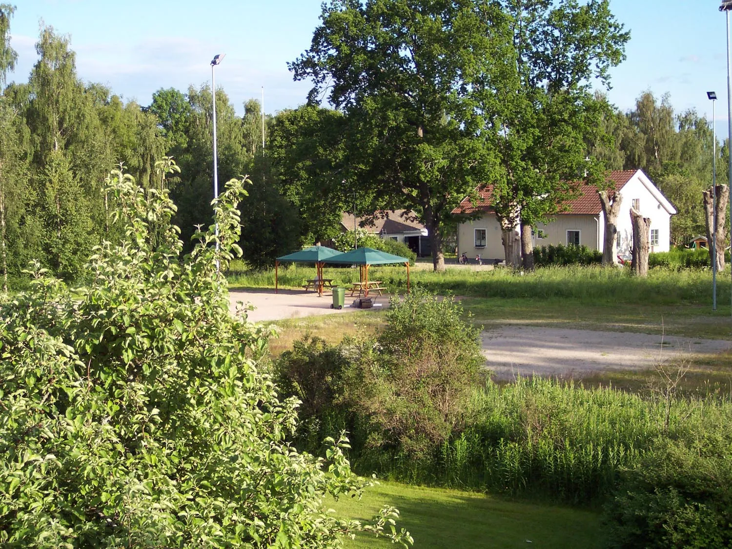 Photo showing: Green summer in Färna. Camera looking east-south