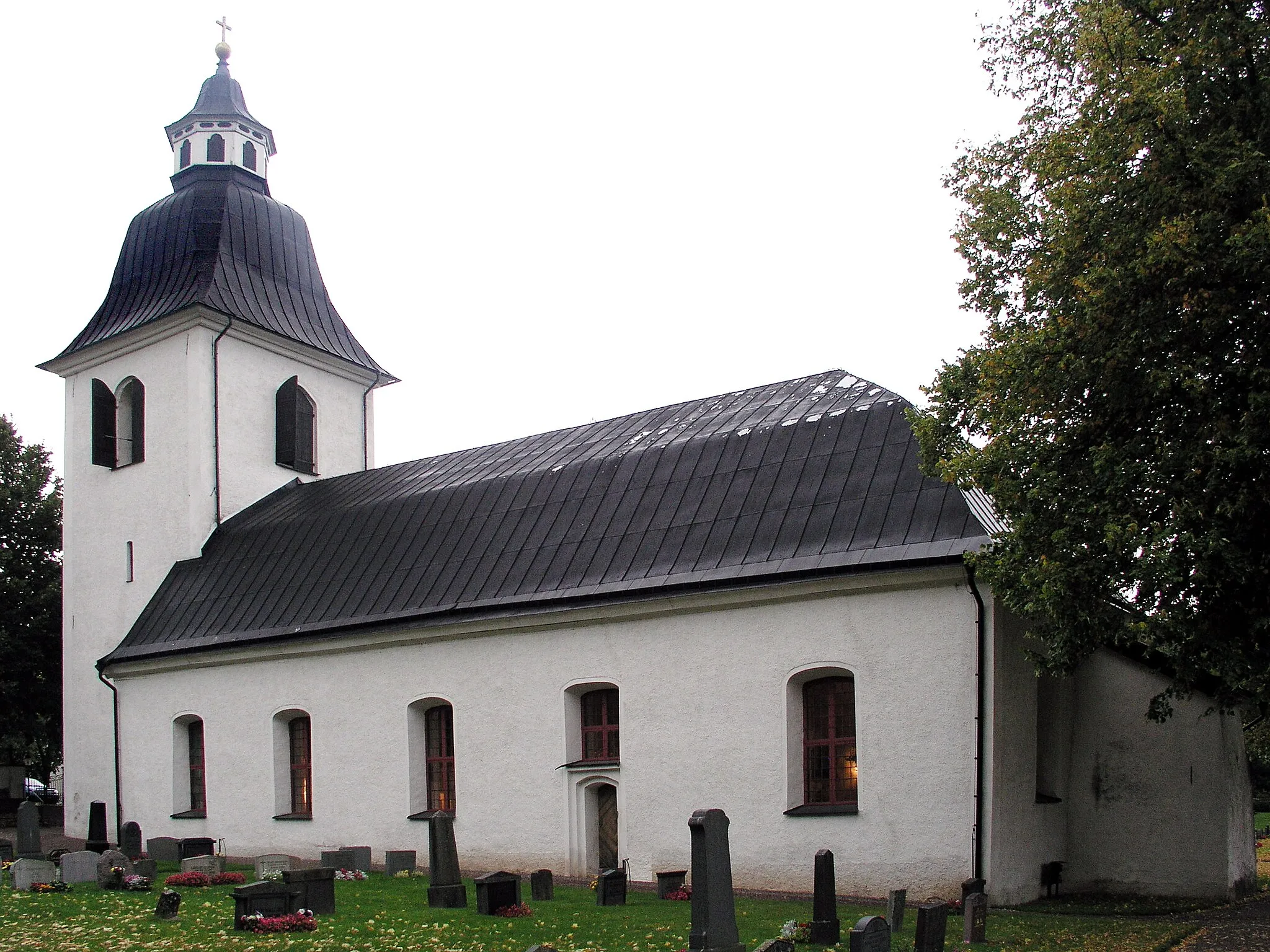 Photo showing: Östra Ryds kyrka, Söderköpings kommun. View.

The photo was taken the 2nd October 2005 by Håkan Svensson (Xauxa).