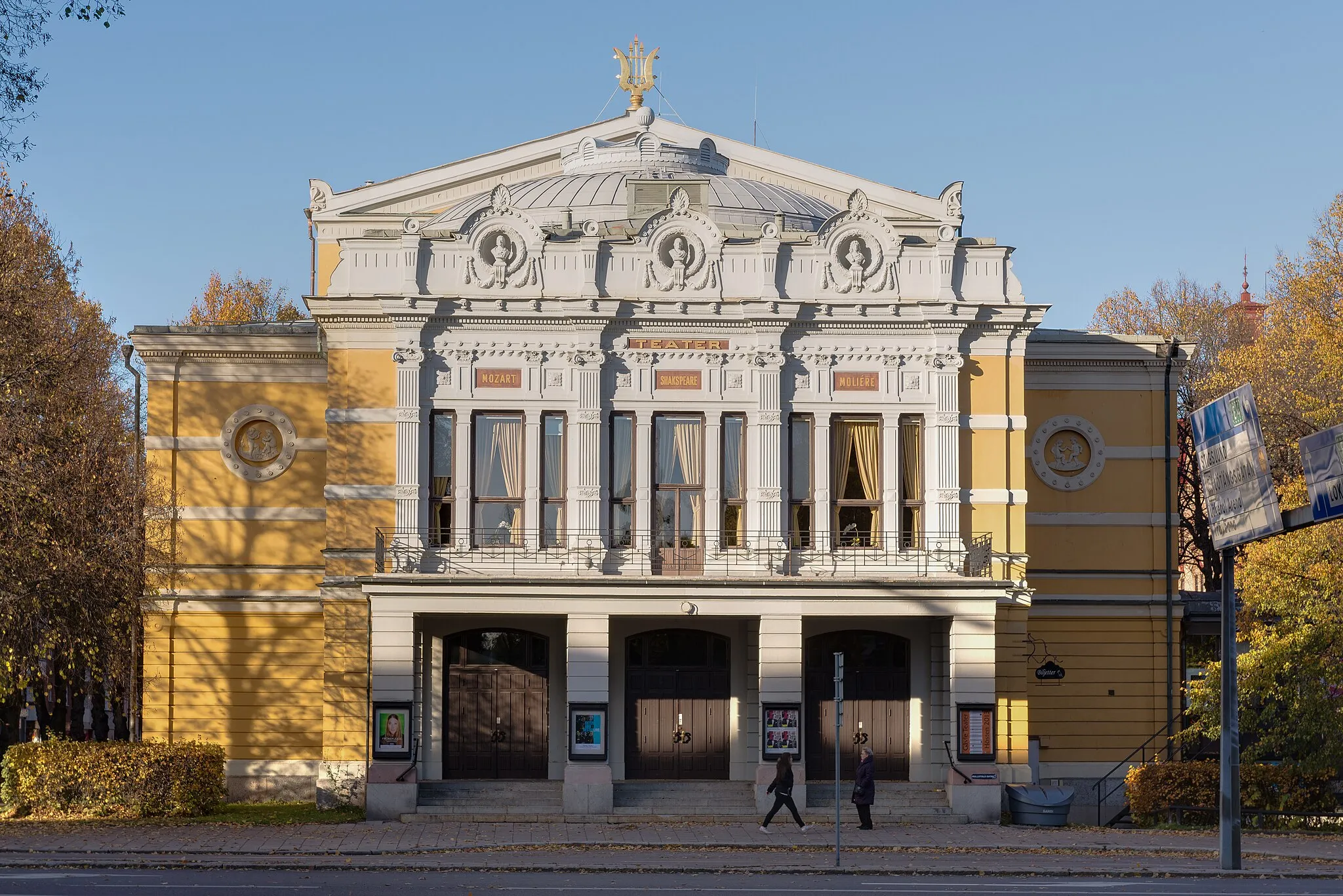 Photo showing: in the RAÄ buildings database.