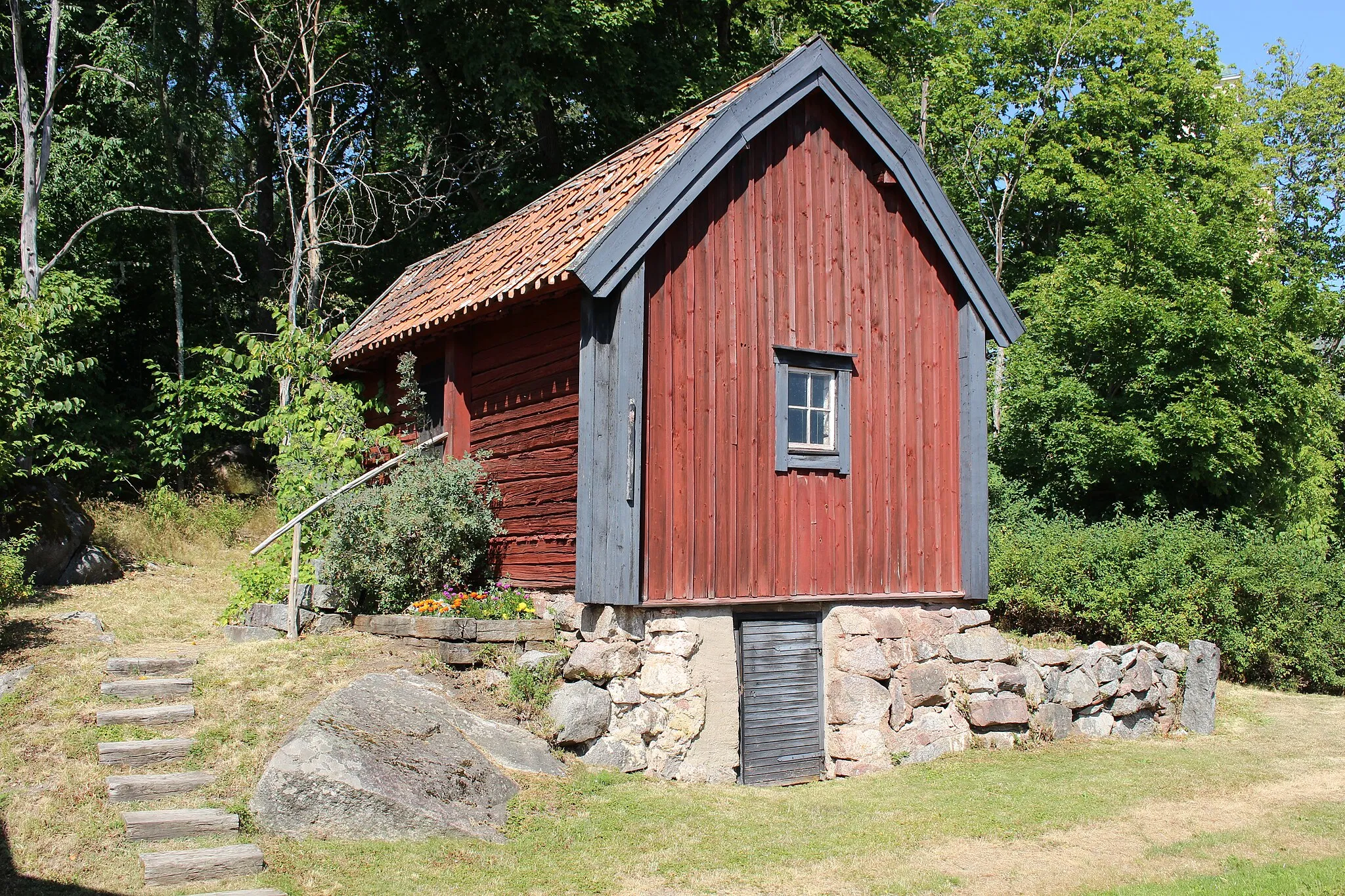 Photo showing: in the RAÄ buildings database.