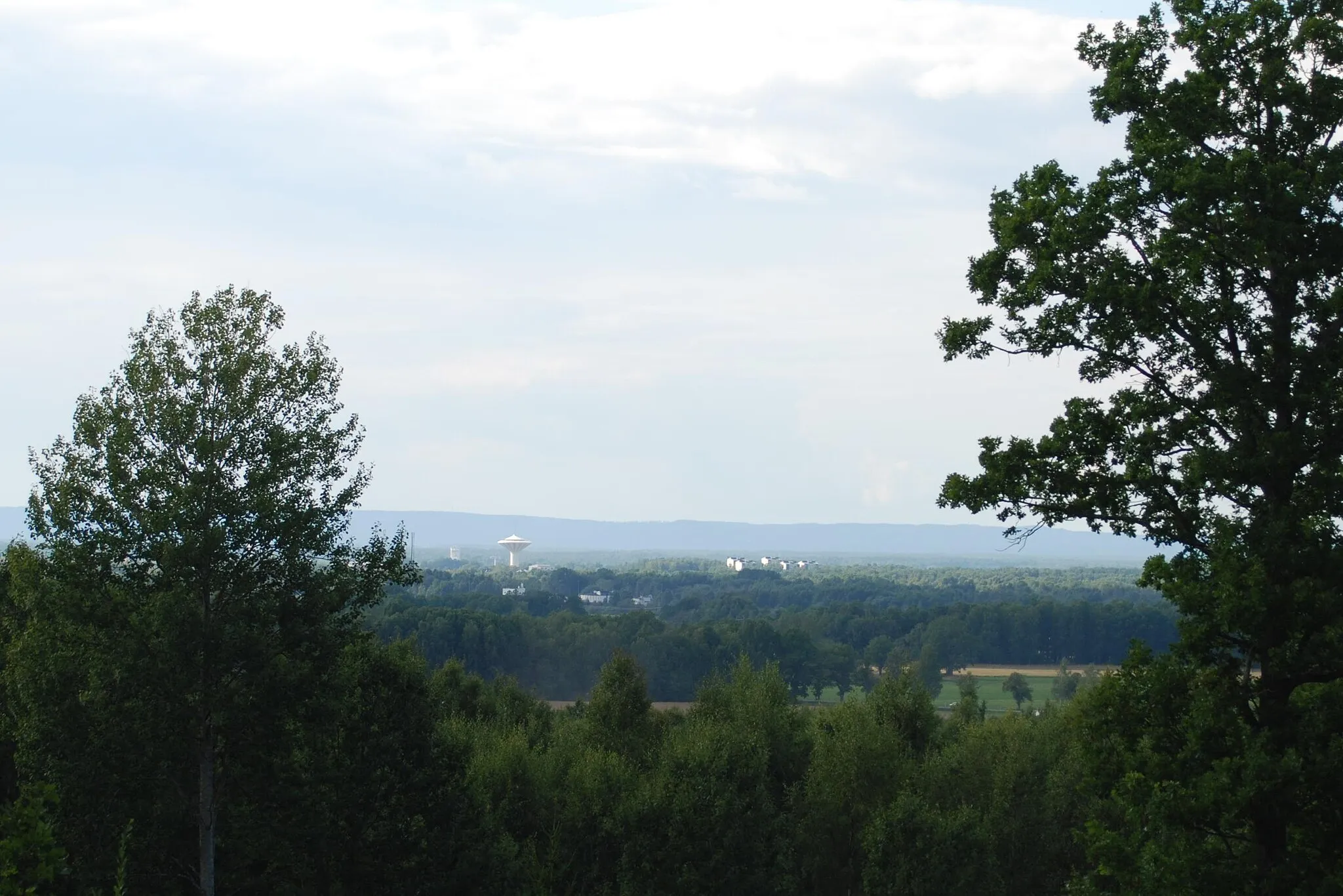 Photo showing: Utsikt från rastplatsen på höjden