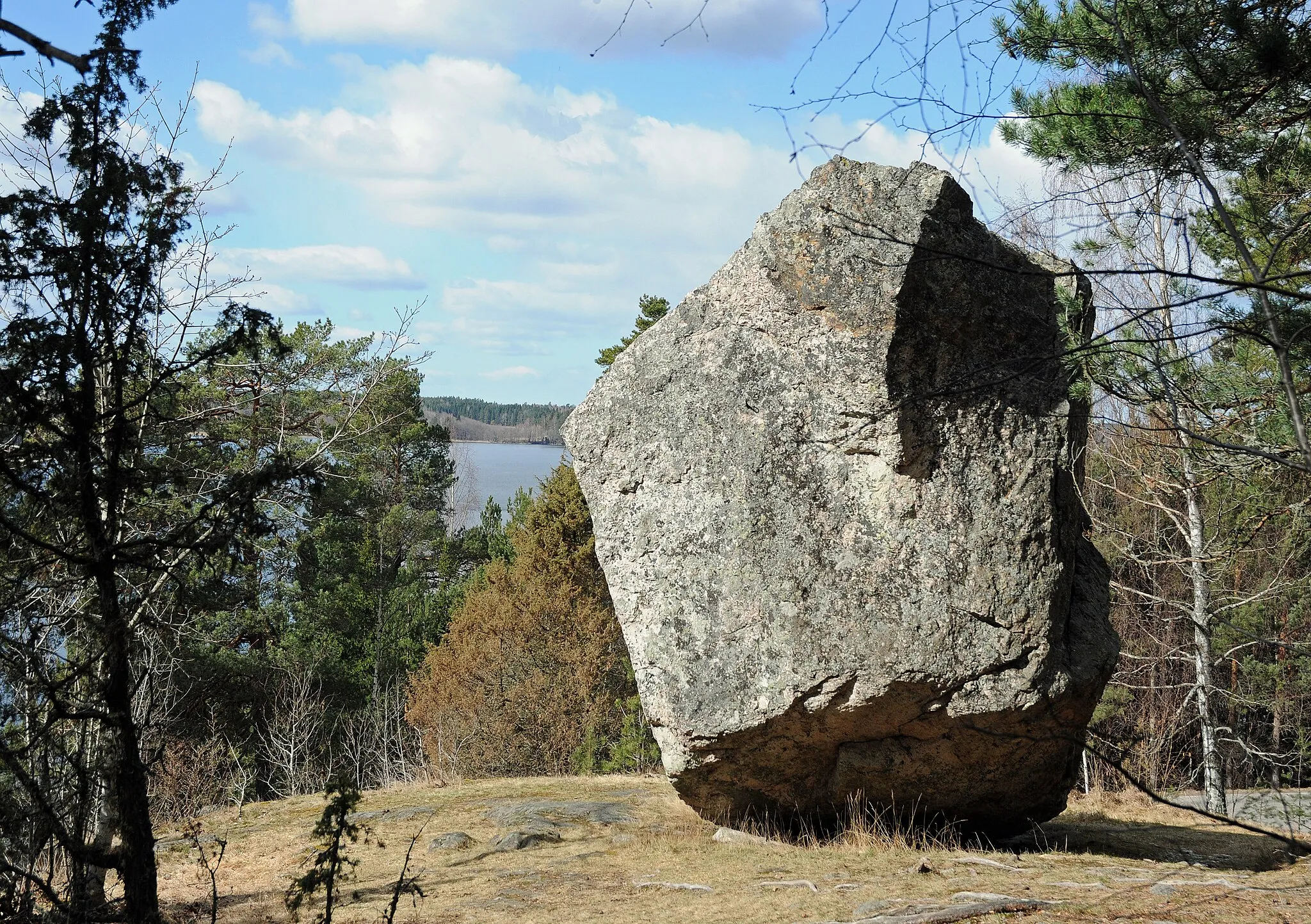 Photo showing: Spikstenen i Ripsa, Södermanland.