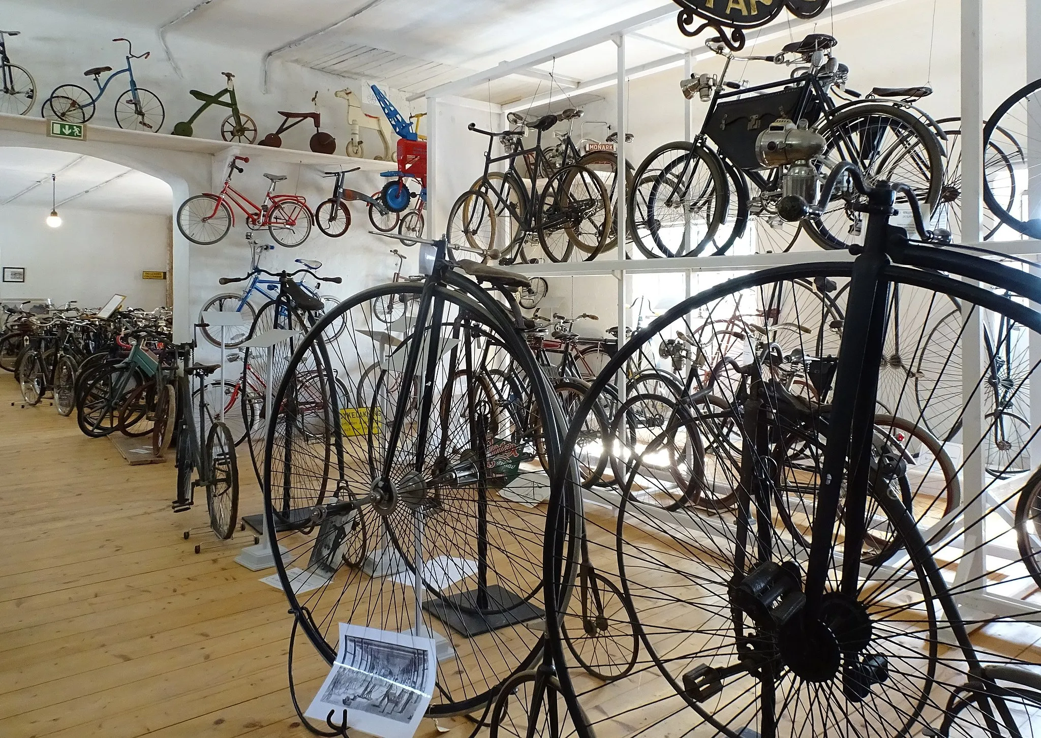 Photo showing: Tekniska museet på Sparreholm, cyklar