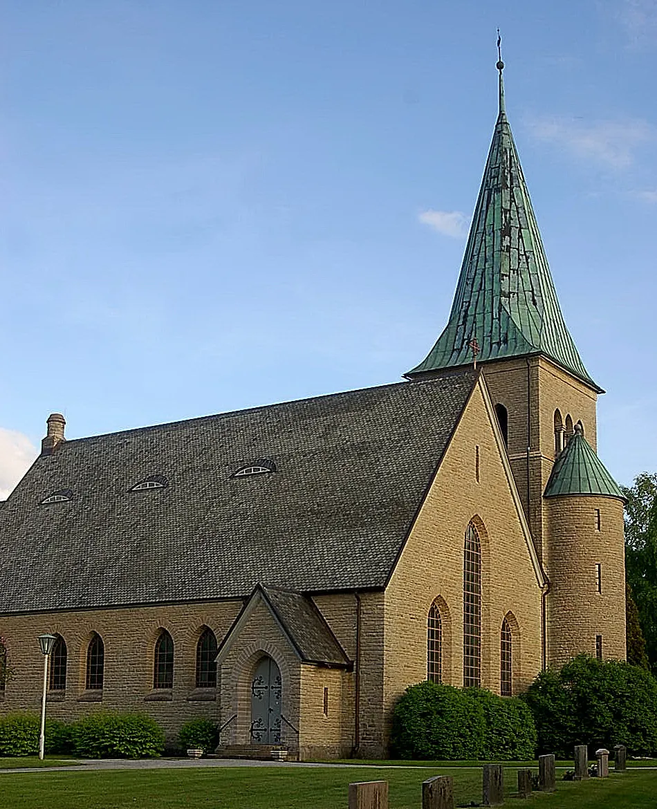 Photo showing: Skagershults kyrka, Hasselfors, Laxå Sweden. Kyrkan uppfördes 1896 efter ritningar av Ferdinand Boberg