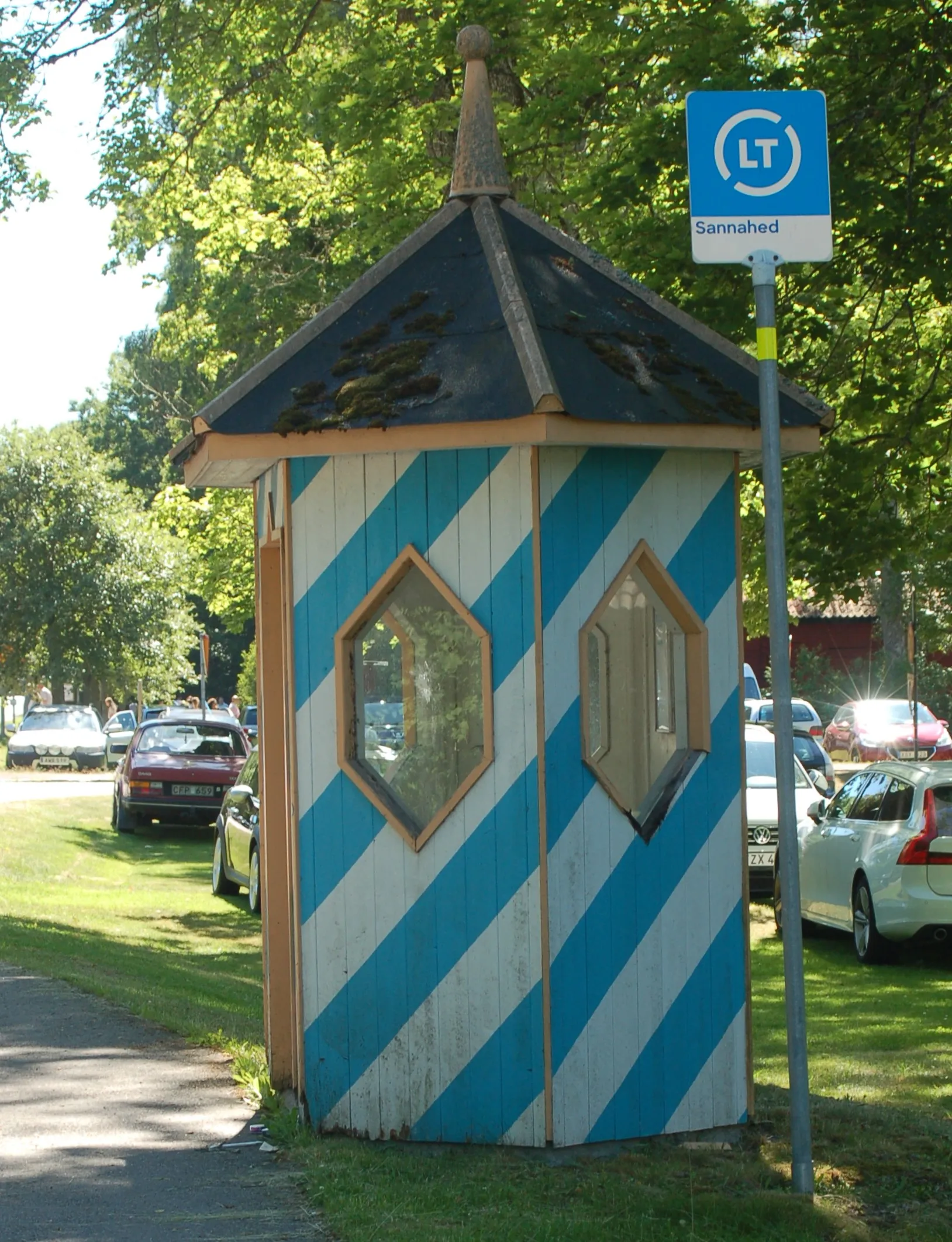 Photo showing: Länstrafikens Busskur Sannahed