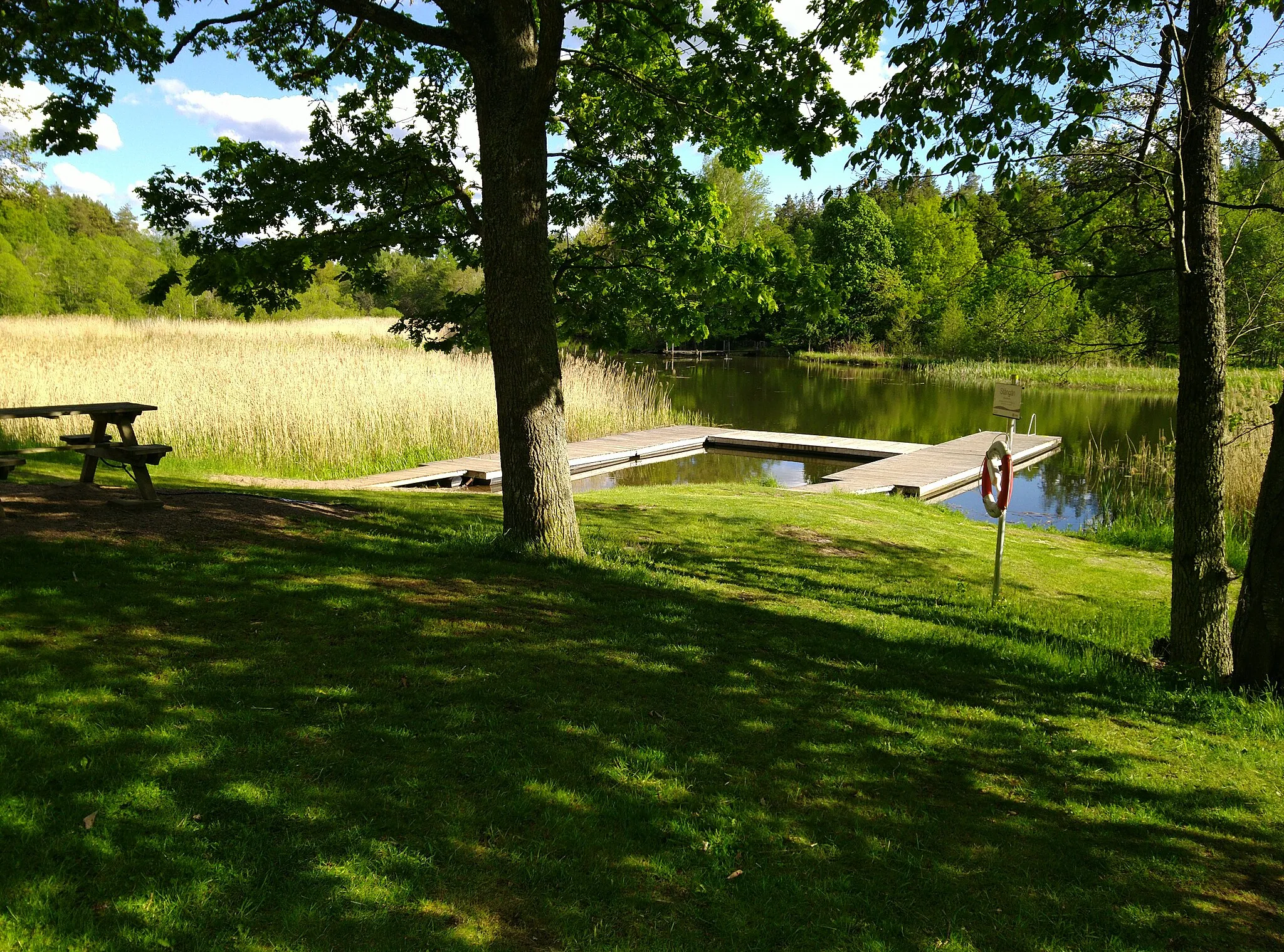 Photo showing: Vårgårds badplats vid Stångån i Linköping