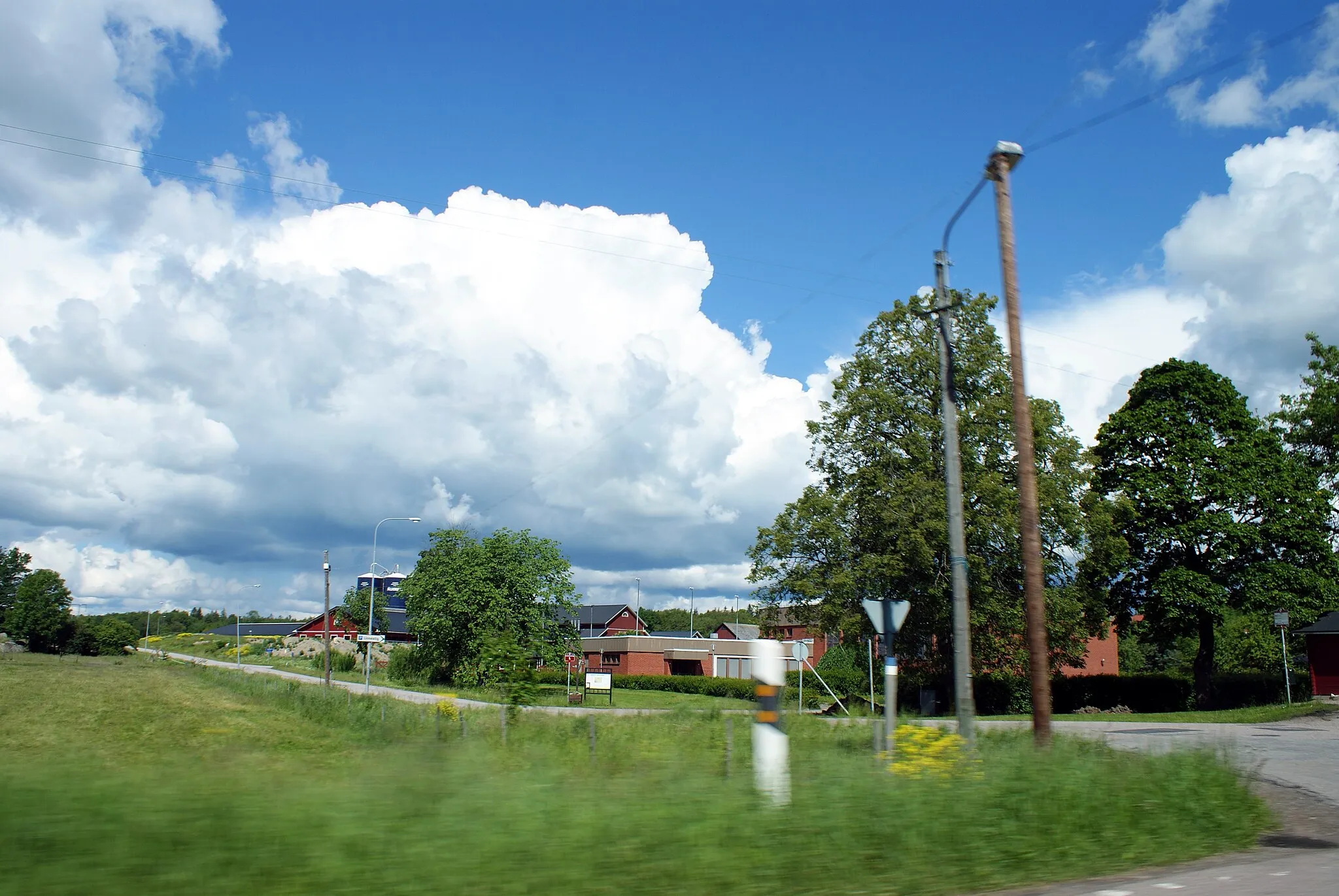 Photo showing: Jälla sett från länsväg 288.