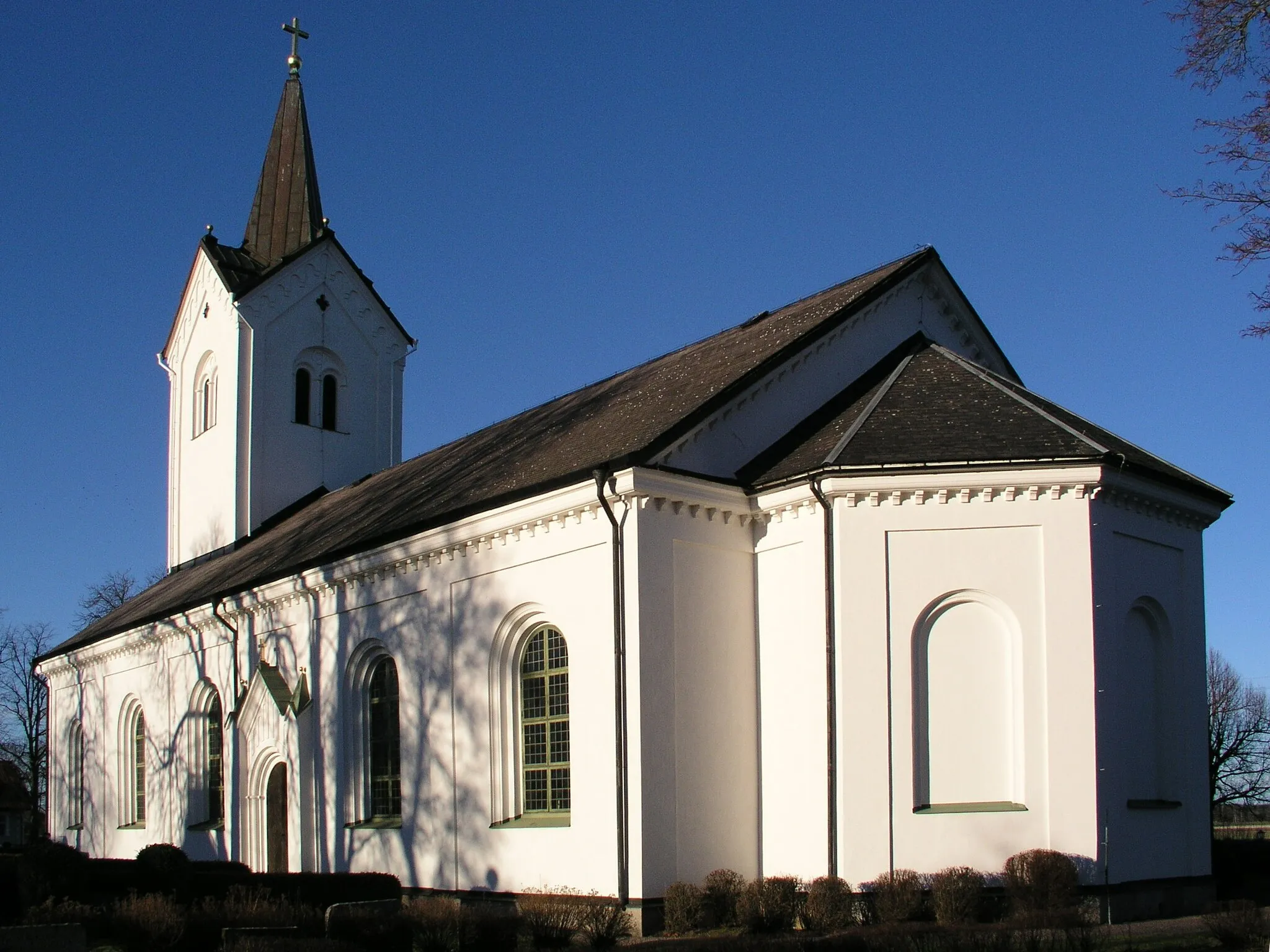 Photo showing: Sjögesta church. Abside view.