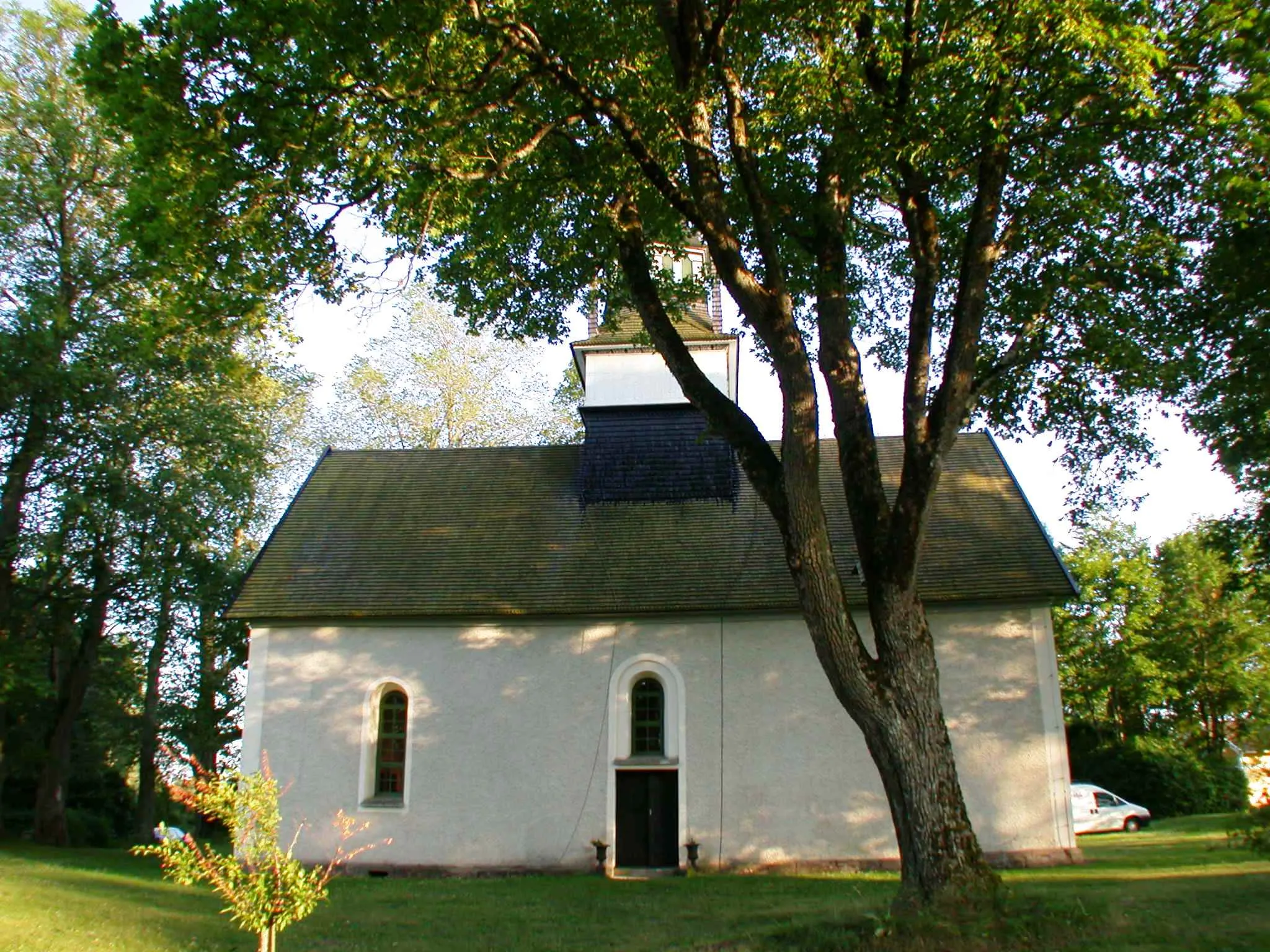 Photo showing: Brunneby church, Motala, Sweden. Photo by Riggwelter, July 12, 2006.