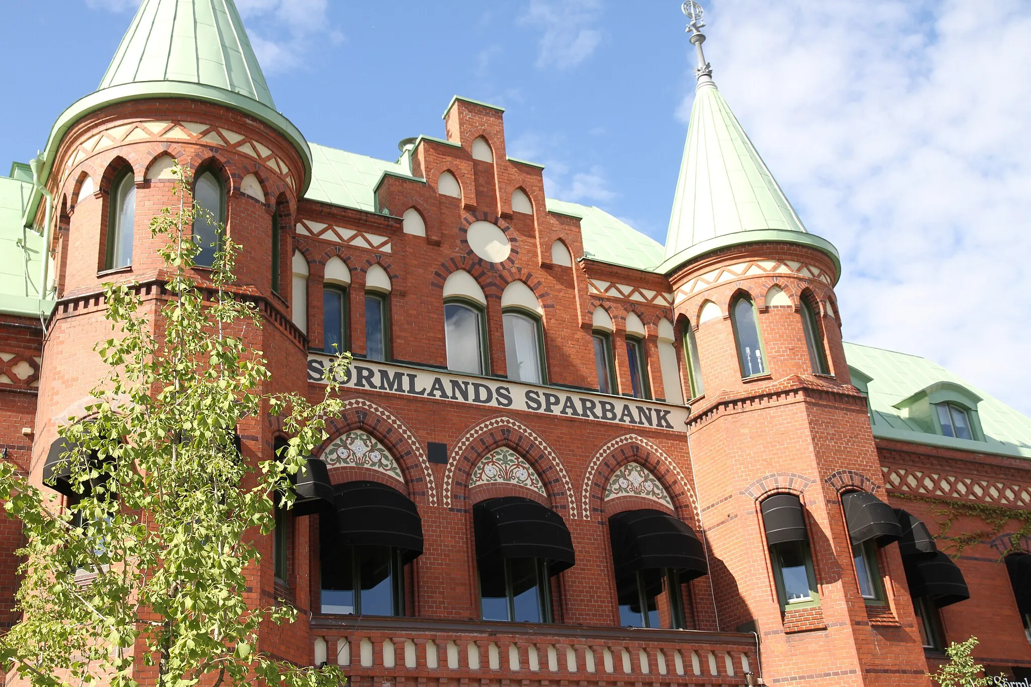 Photo showing: Sörmlands Sparbank, Östra Storgatan, Nyköping 31 juli 2016.