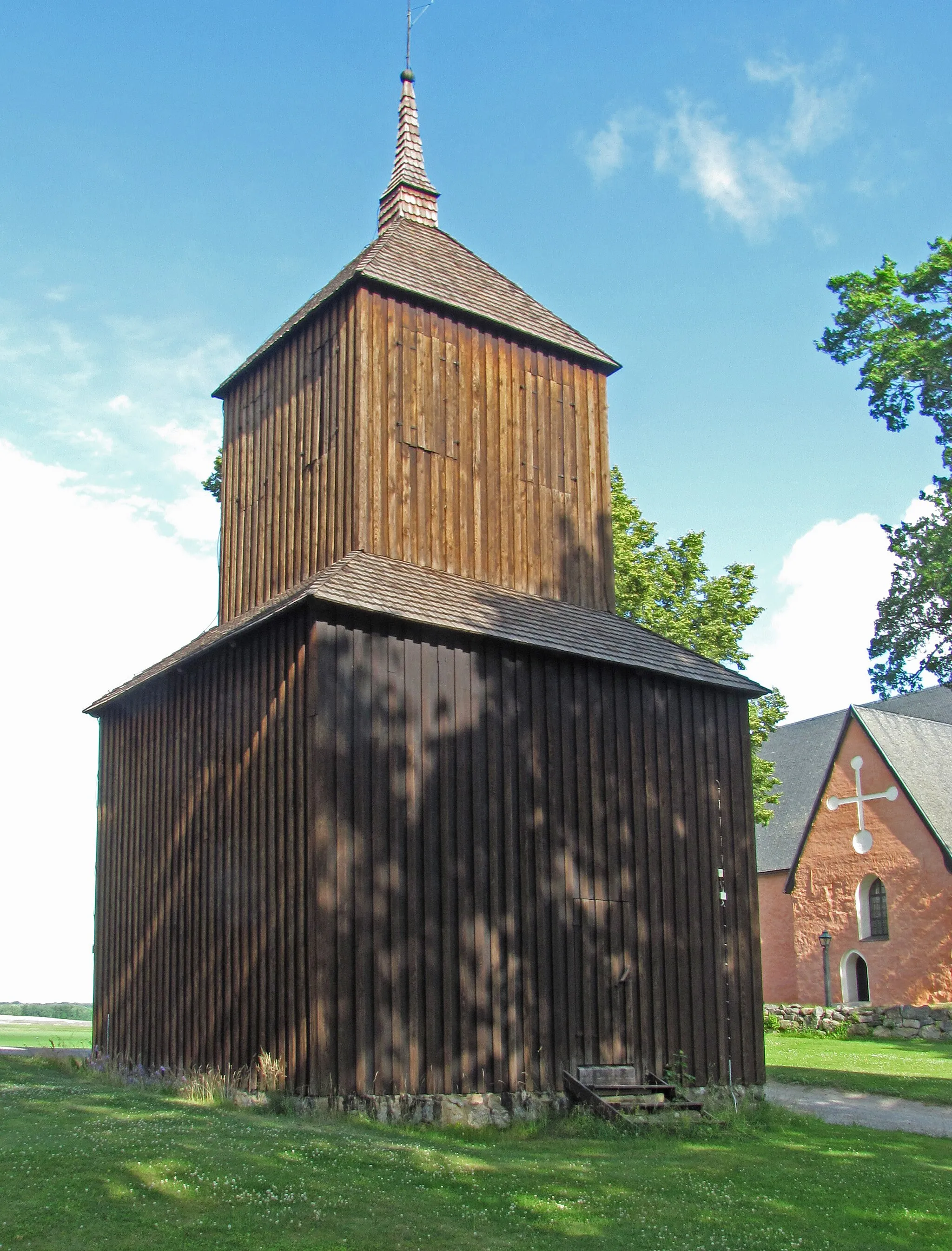 Photo showing: Toresunds kyrka, klockstapeln