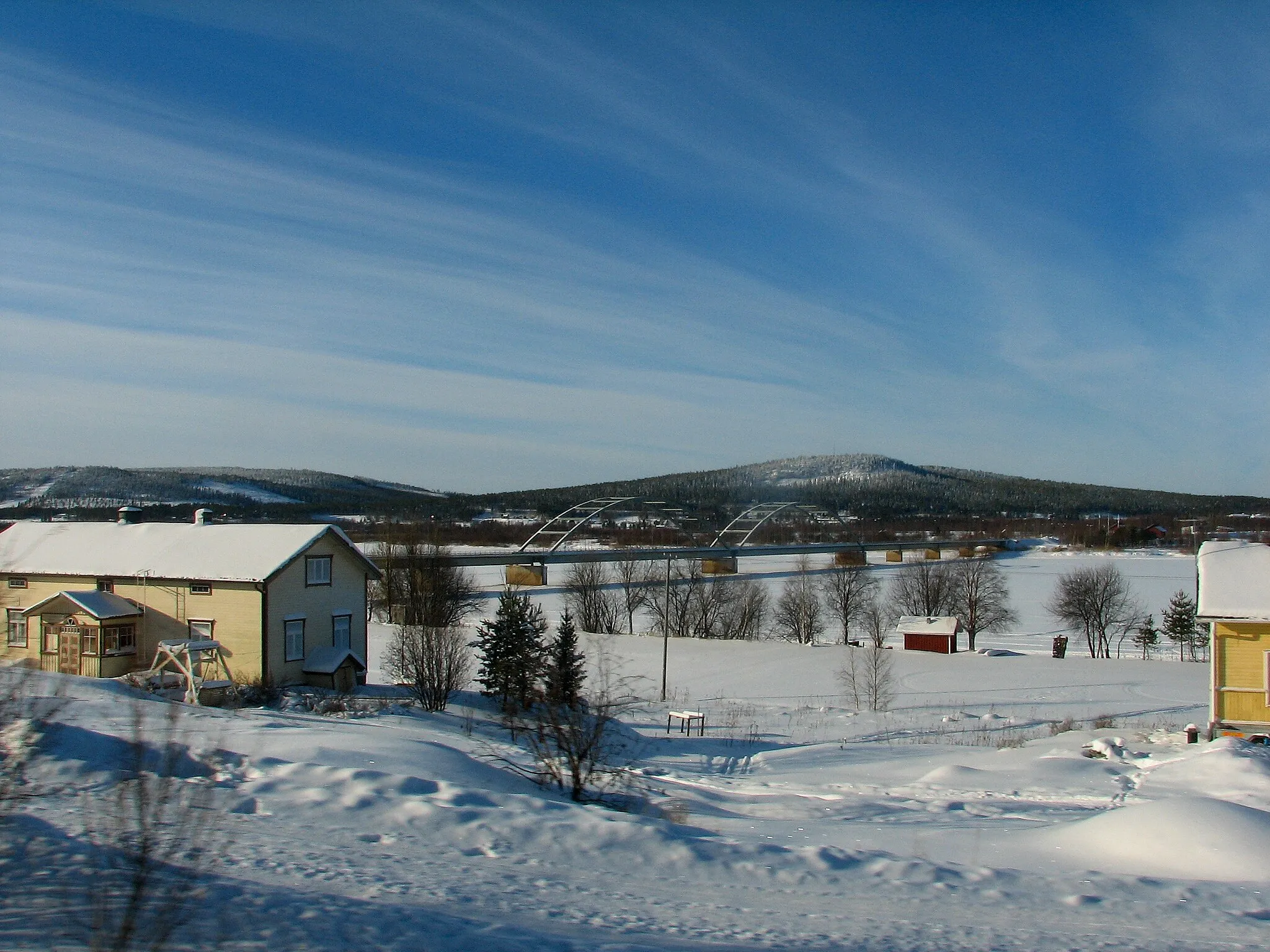 Photo showing: River Tornionjoki between Sweden and Finland.