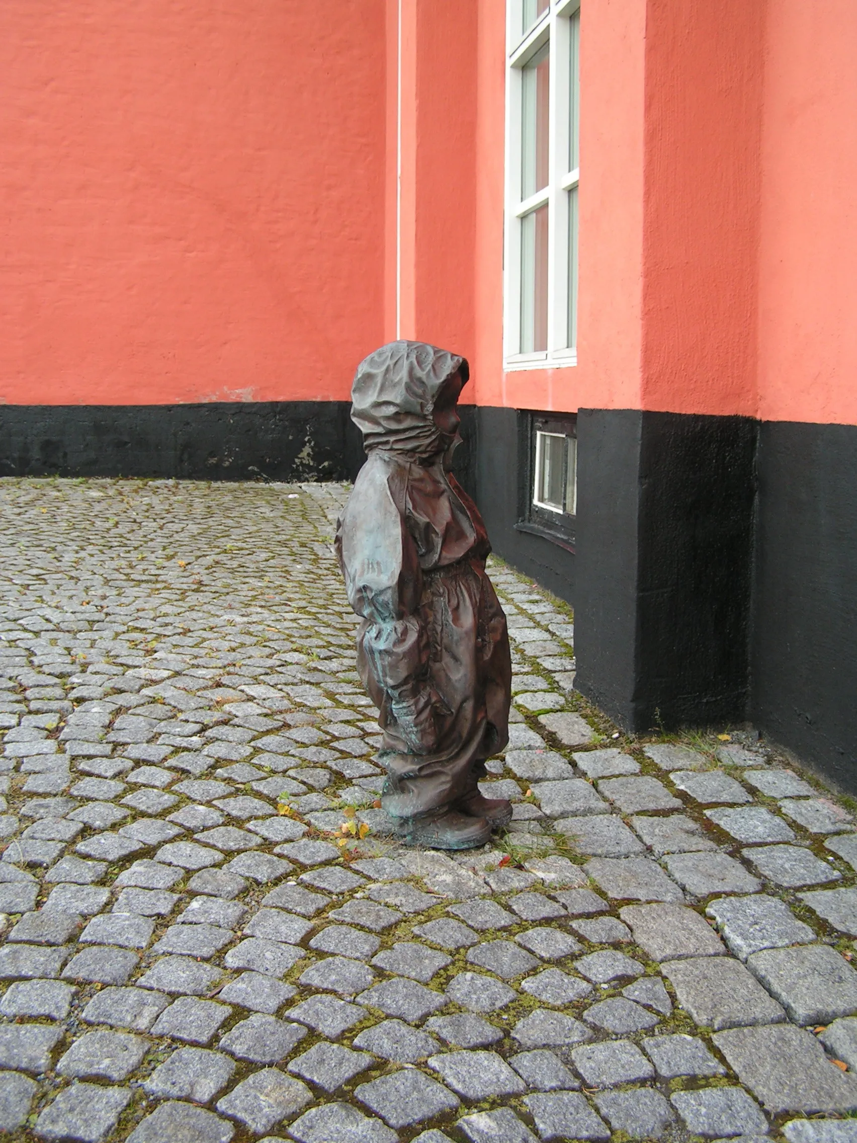 Photo showing: Charlotte Gyllenhammar, "Out", Bronze, 2004. Photo taken at Umedalen sculpture park