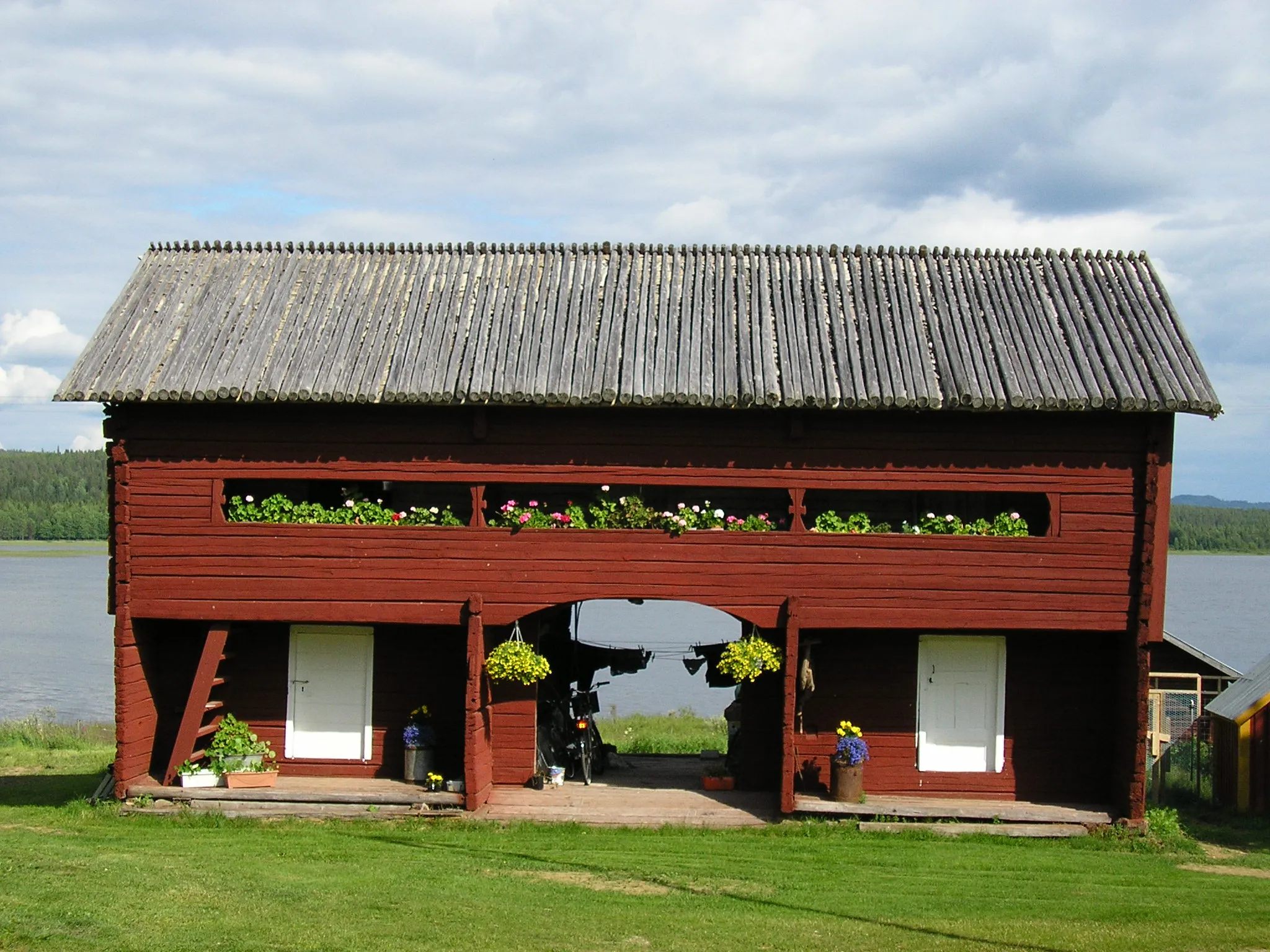 Photo showing: Tornevalley