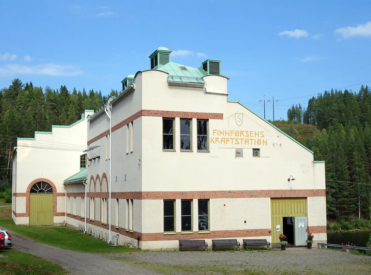 Photo showing: Finnfors gamla kraftverk i Skellefteälven, taget i bruk 1908. Numera byggnadsminne och museum.