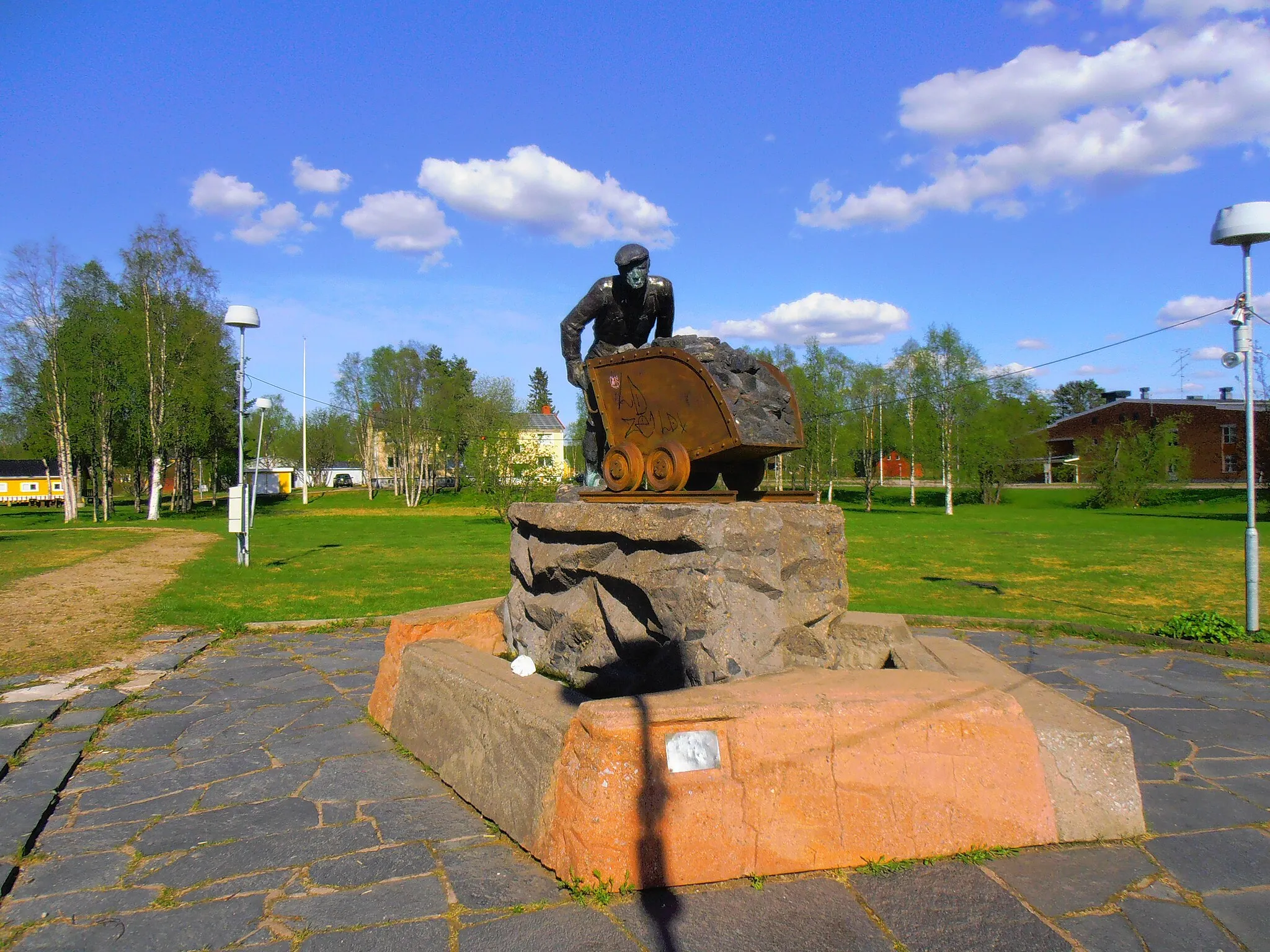 Photo showing: Statue, Koskullskulle