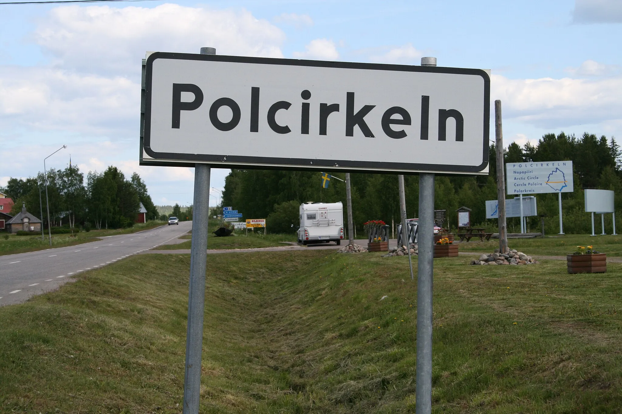 Photo showing: Polcirkeln at the village Juoksengi, Sweden