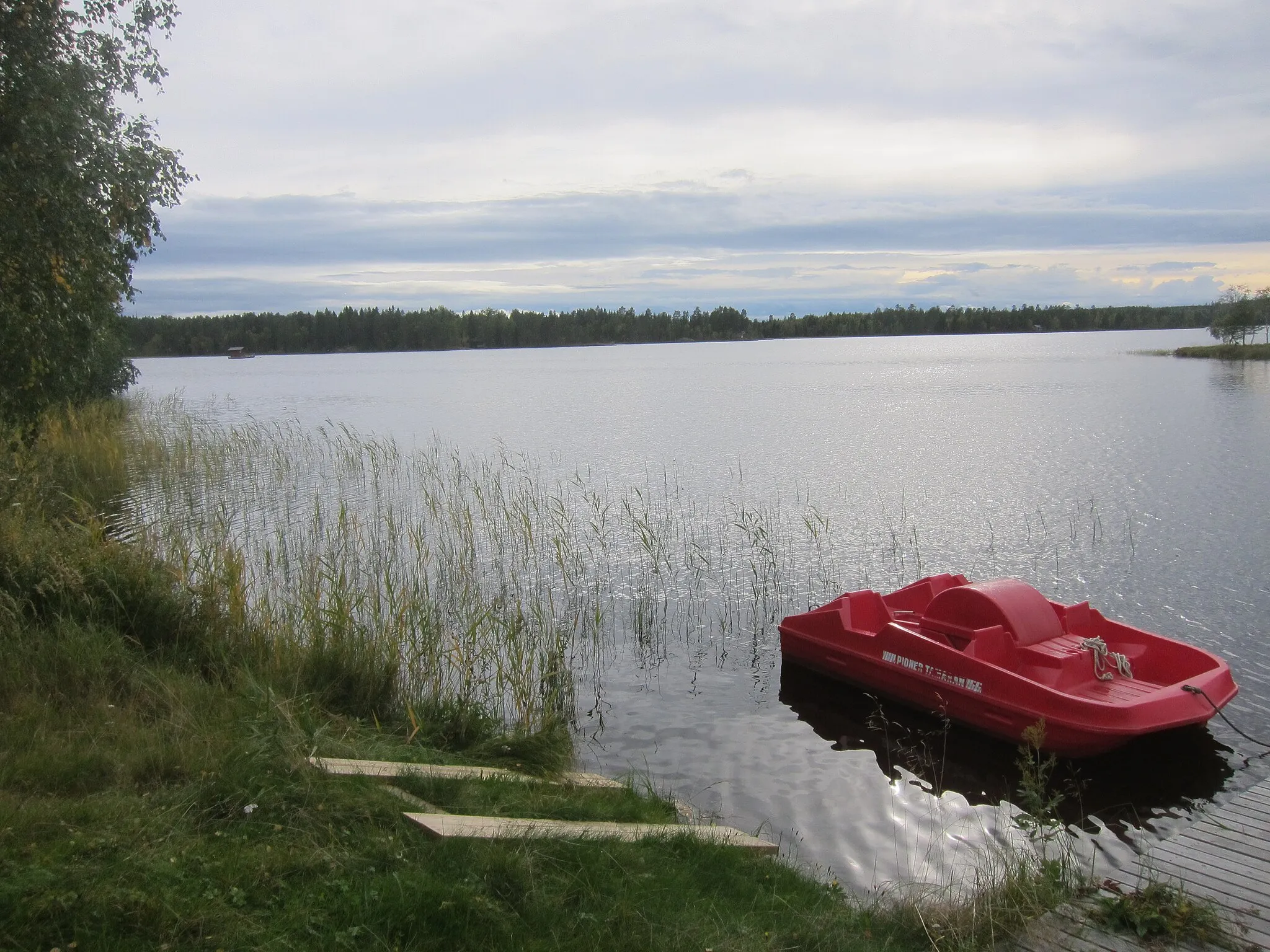 Photo showing: Bjännsjön i Umeå kommun