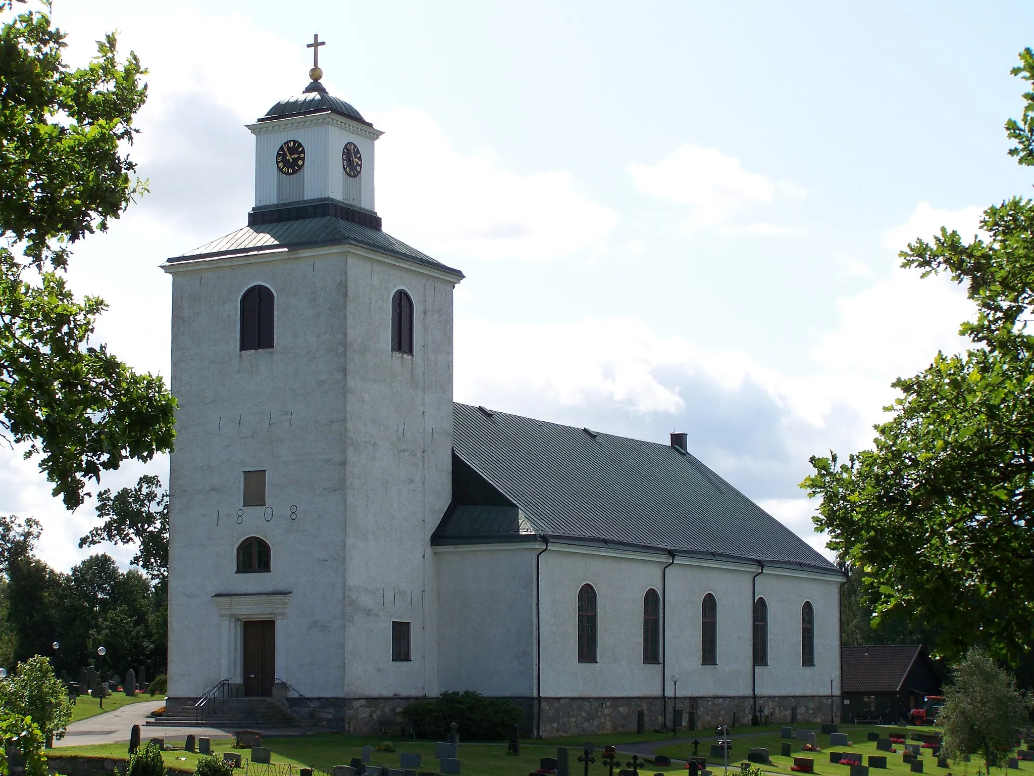 Photo showing: In Schweden.

Urshult, Kirche