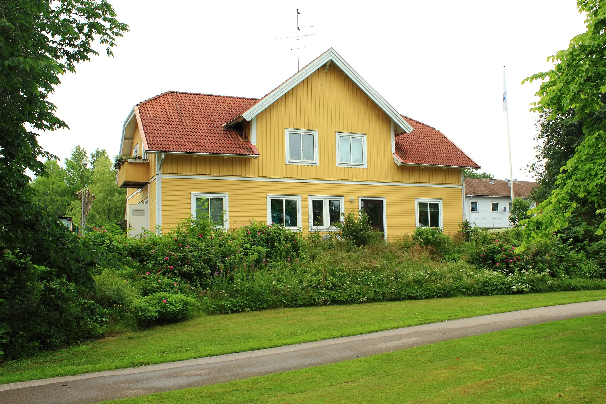 Photo showing: Urshults före detta järnvägsstation vid Hönshylte-Kvarnamåla Järnväg.