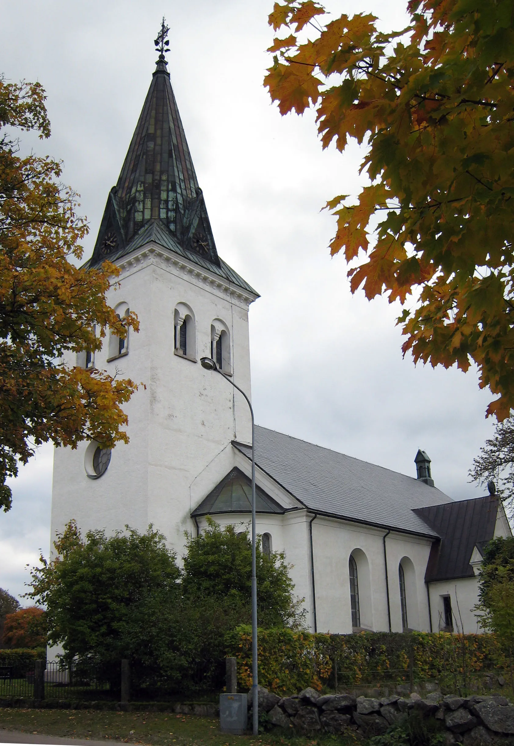 Photo showing: Furuby  Church. The Church was built by architect Herman Holmgren. it is built of hewn stone and is characterized by historiserande among the style of both Romanesque and Gothic Revival elements. construction work began in 1887 and 1888 the Church was inaugurated.