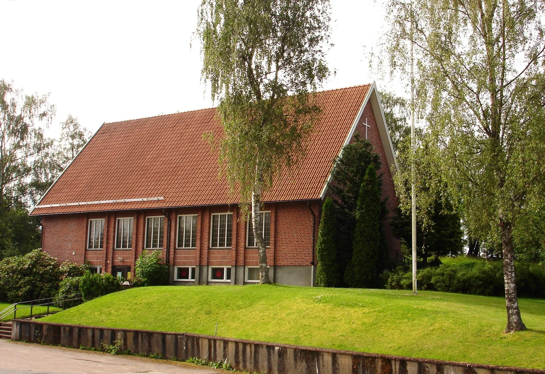 Photo showing: Sankt Andreas kyrka i Strömsnäsbruk i Markaryds kommun i Kronobergs län