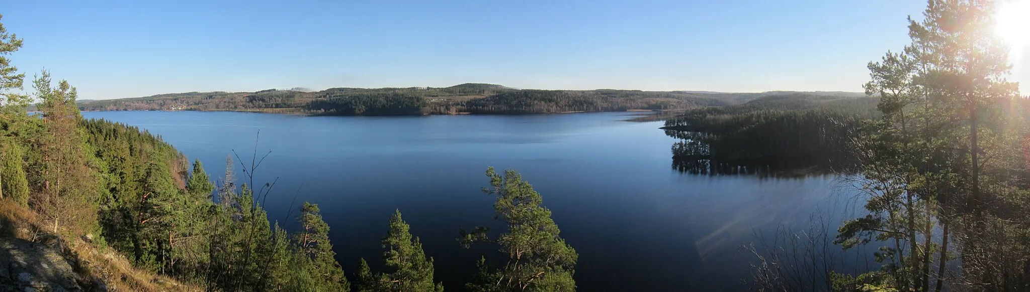 Photo showing: Panoramic view of sv:Tenhultasjön from nature reserve Uvaberget