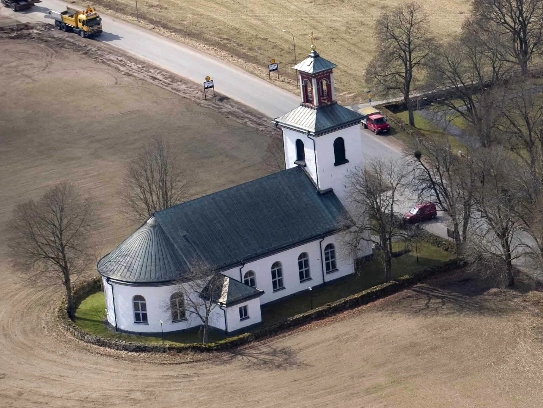 Photo showing: The Tånnö church