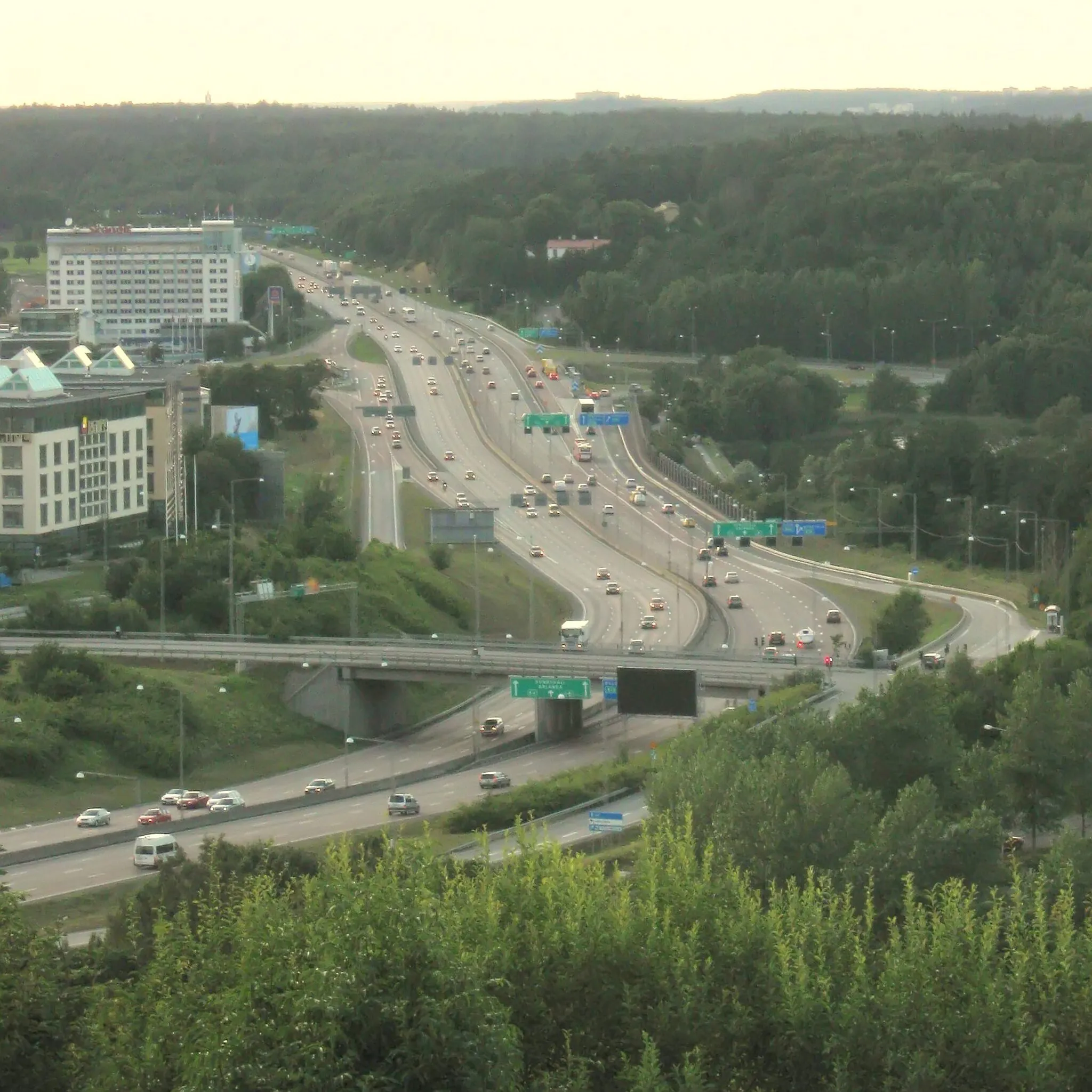 Photo showing: European route E4 north, close to Stockholm.