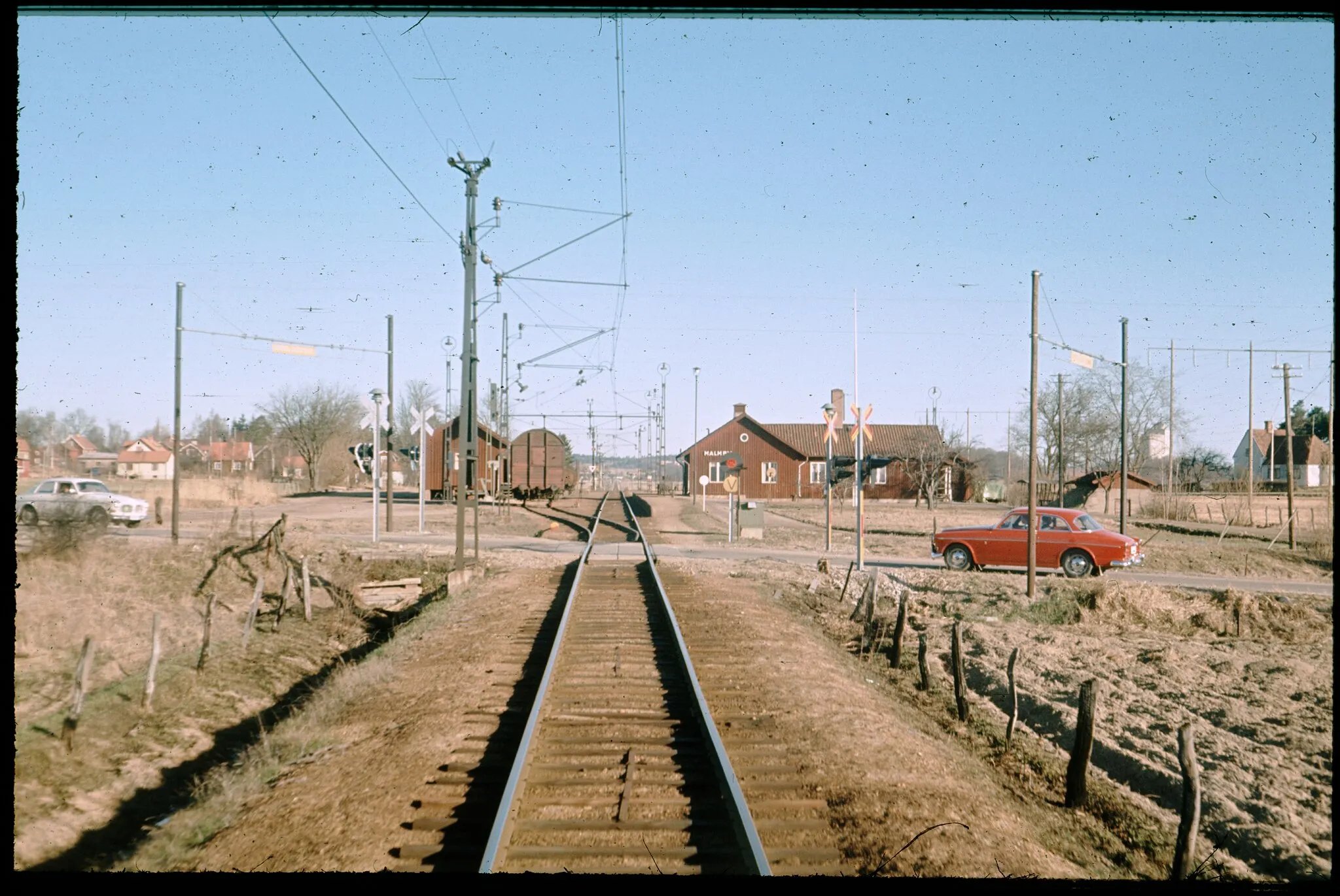 Photo showing: Malmby station